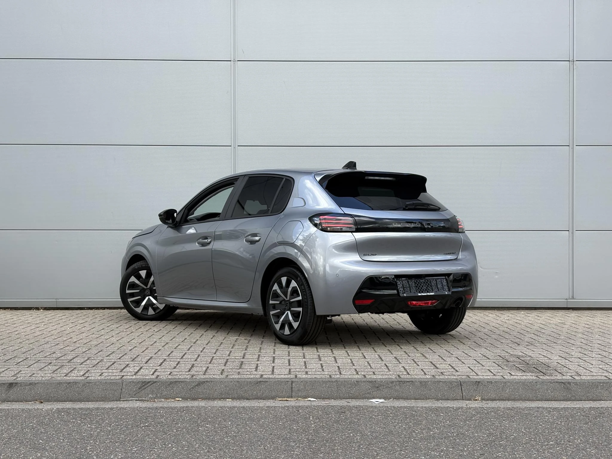 Peugeot-208-image-3
