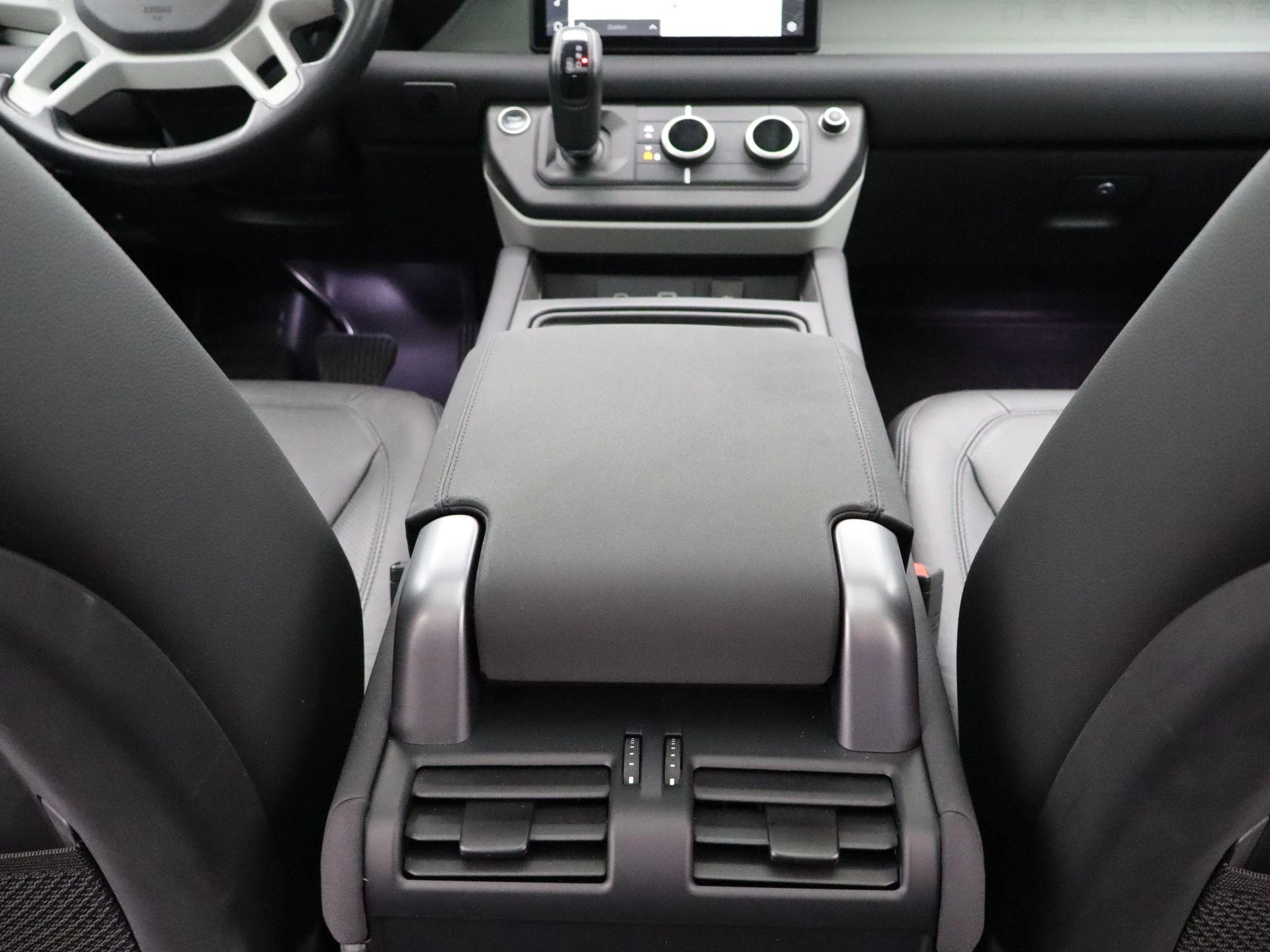 Land Rover Defender 110 P400e XS Edition