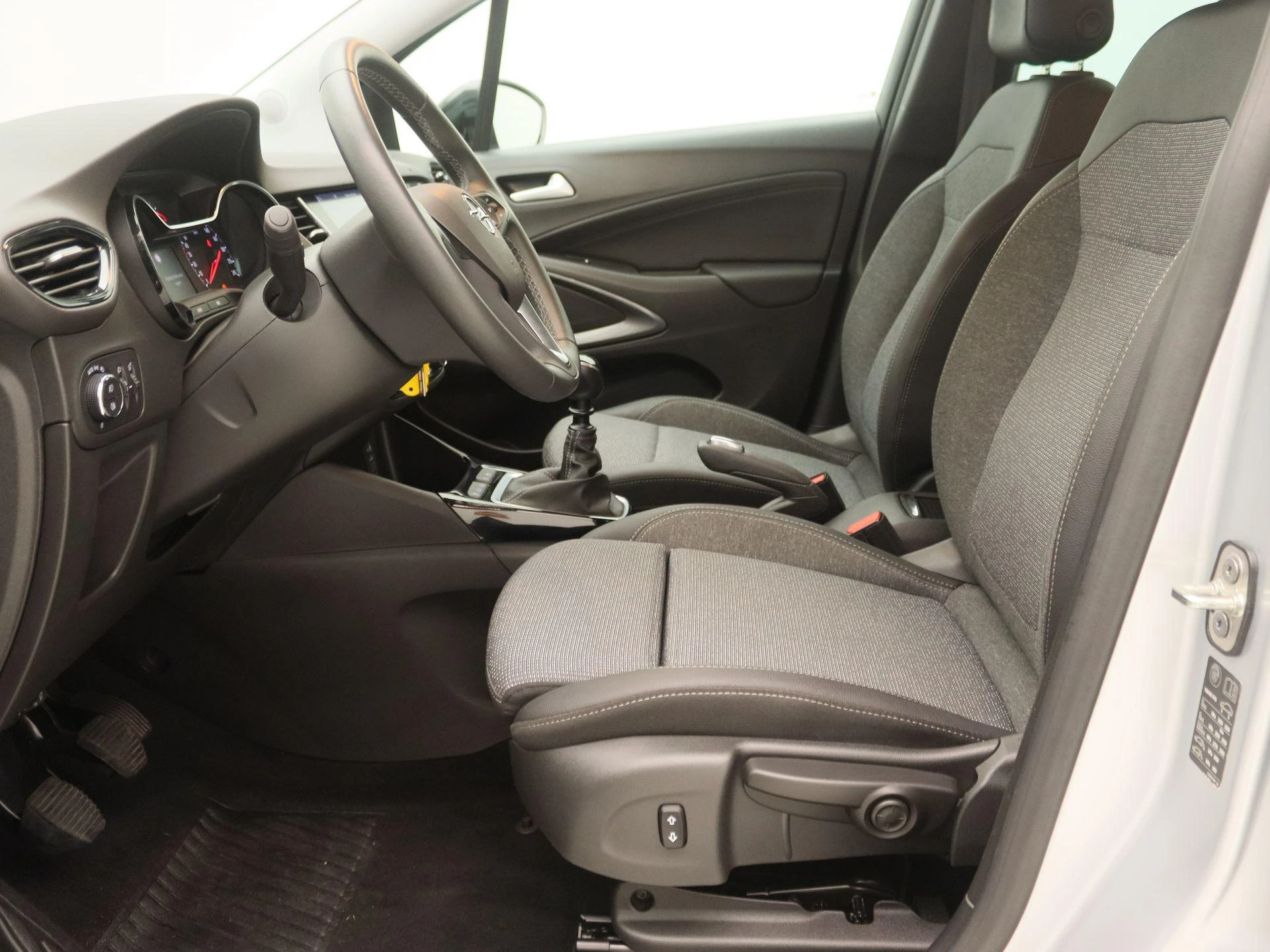 Opel-Crossland-image-11