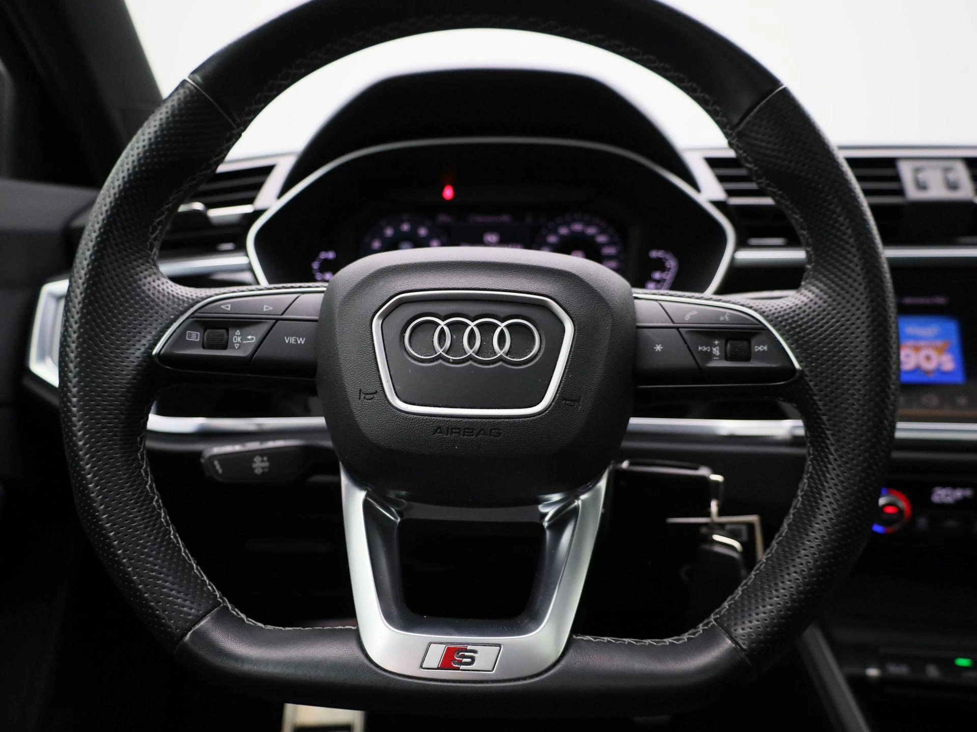 Audi-Q3-image-6