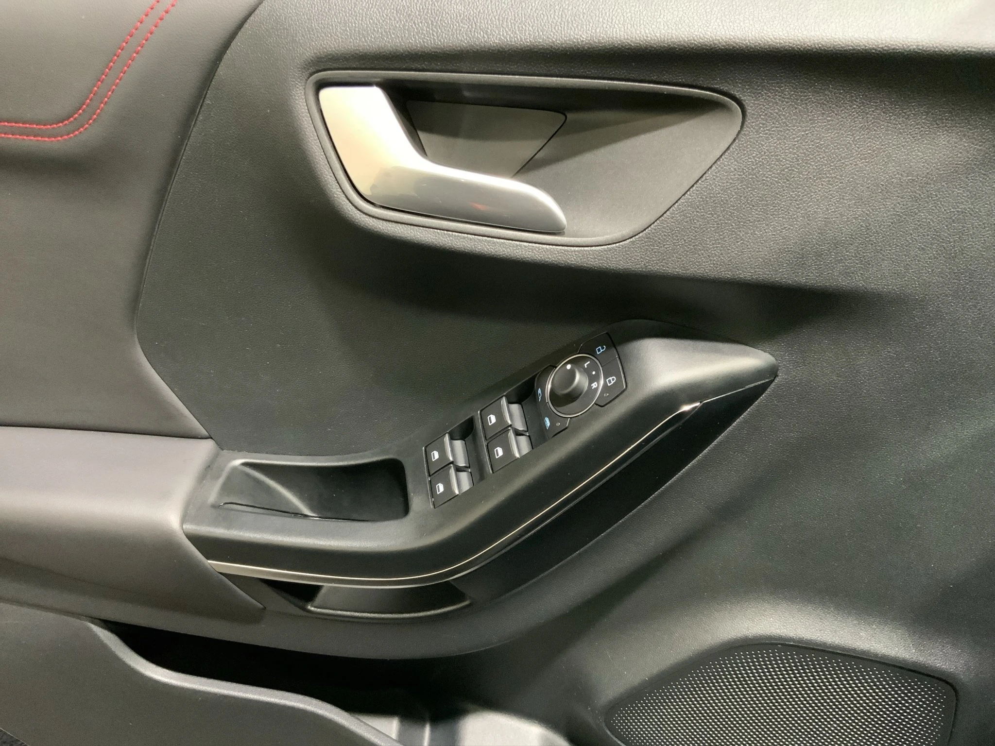 Ford-Puma-image-15