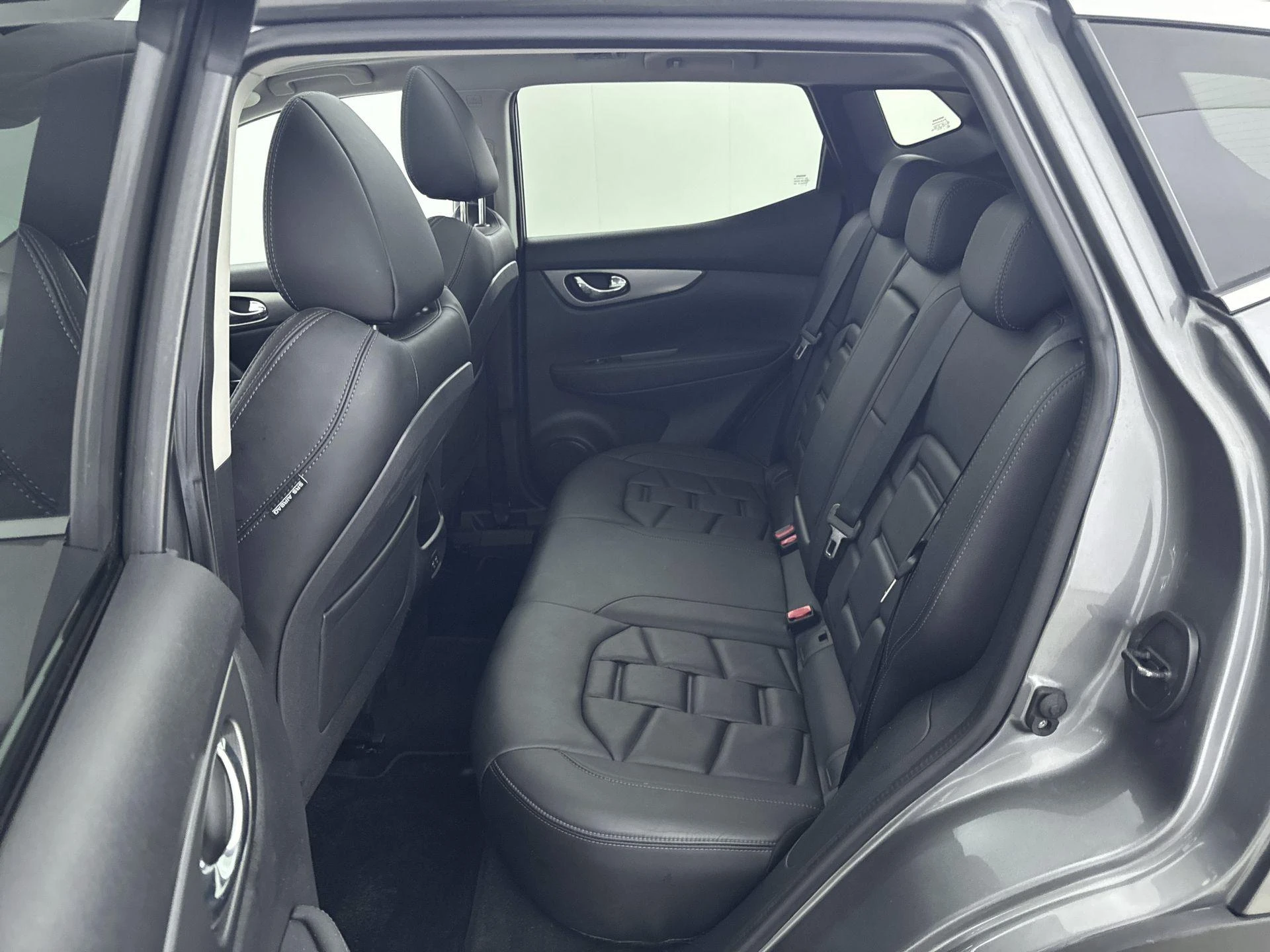 Nissan-QASHQAI-image-25