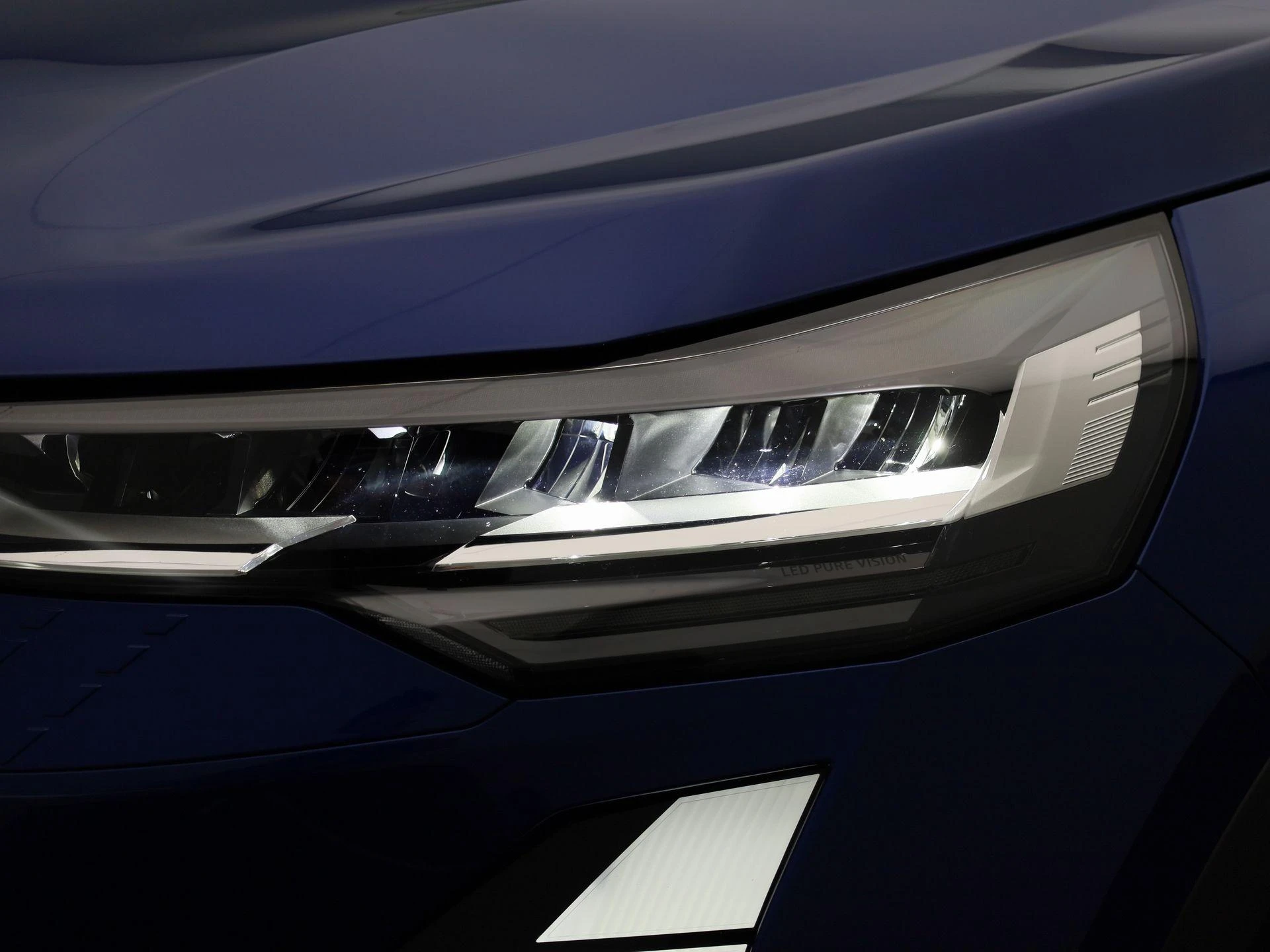 Renault-Captur-image-12
