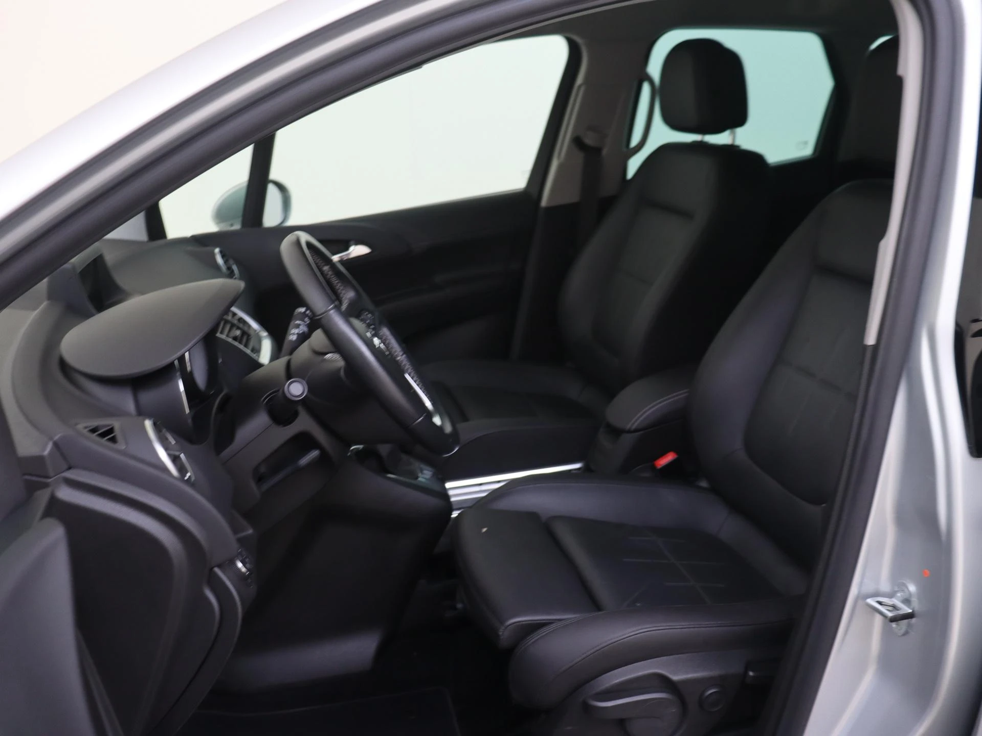 Opel-Meriva-image-10