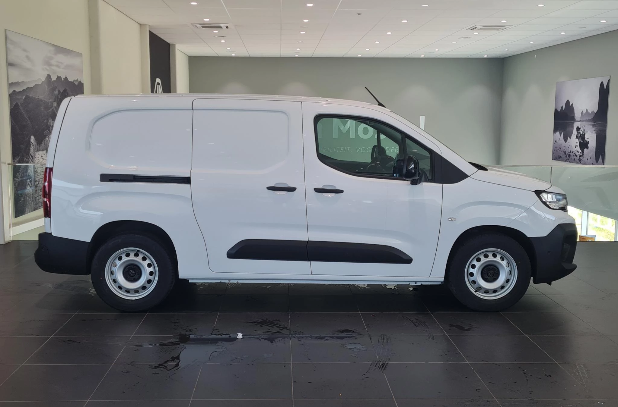 Peugeot e-Partner