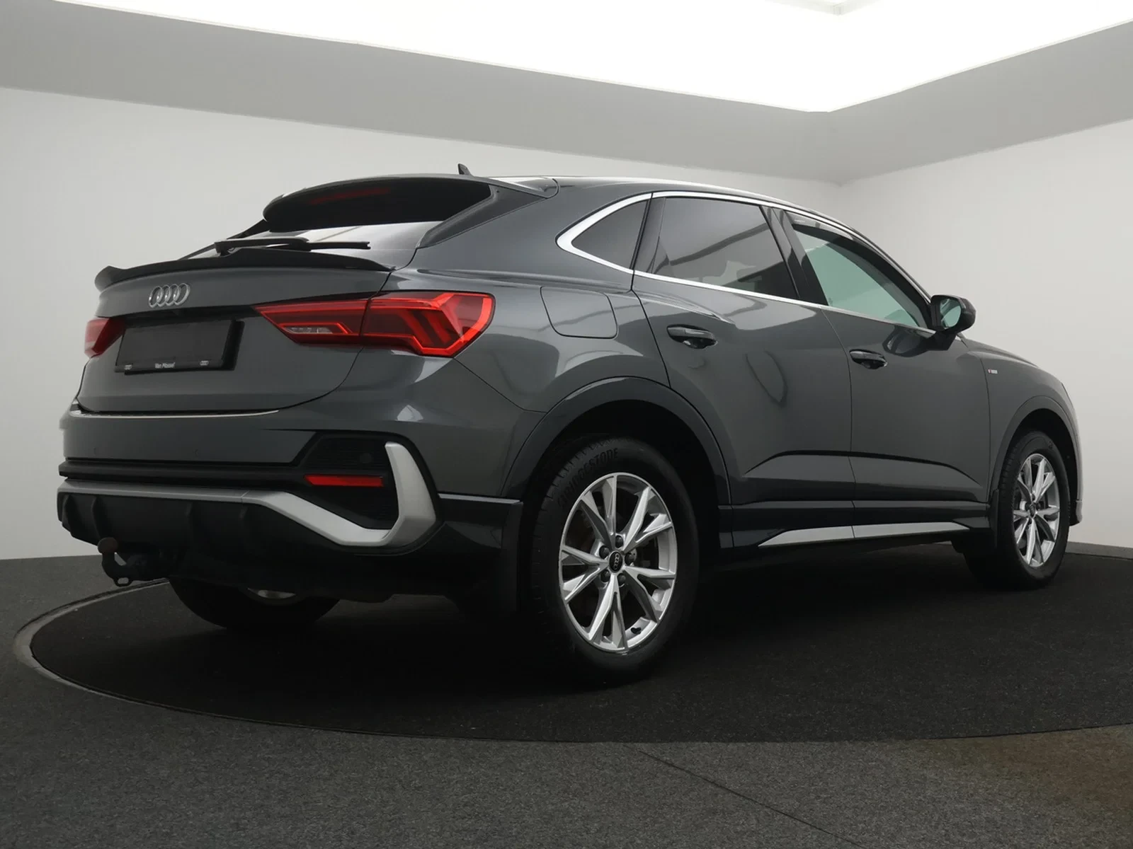 Audi Q3 Sportback PHEV Audi Q3 PHEV Sportback S line 45 TFSIe 245PK *AUTOMAAT*VIRTUAL COCKPIT*PDC*CAMERA*APP-CONNECT*...*