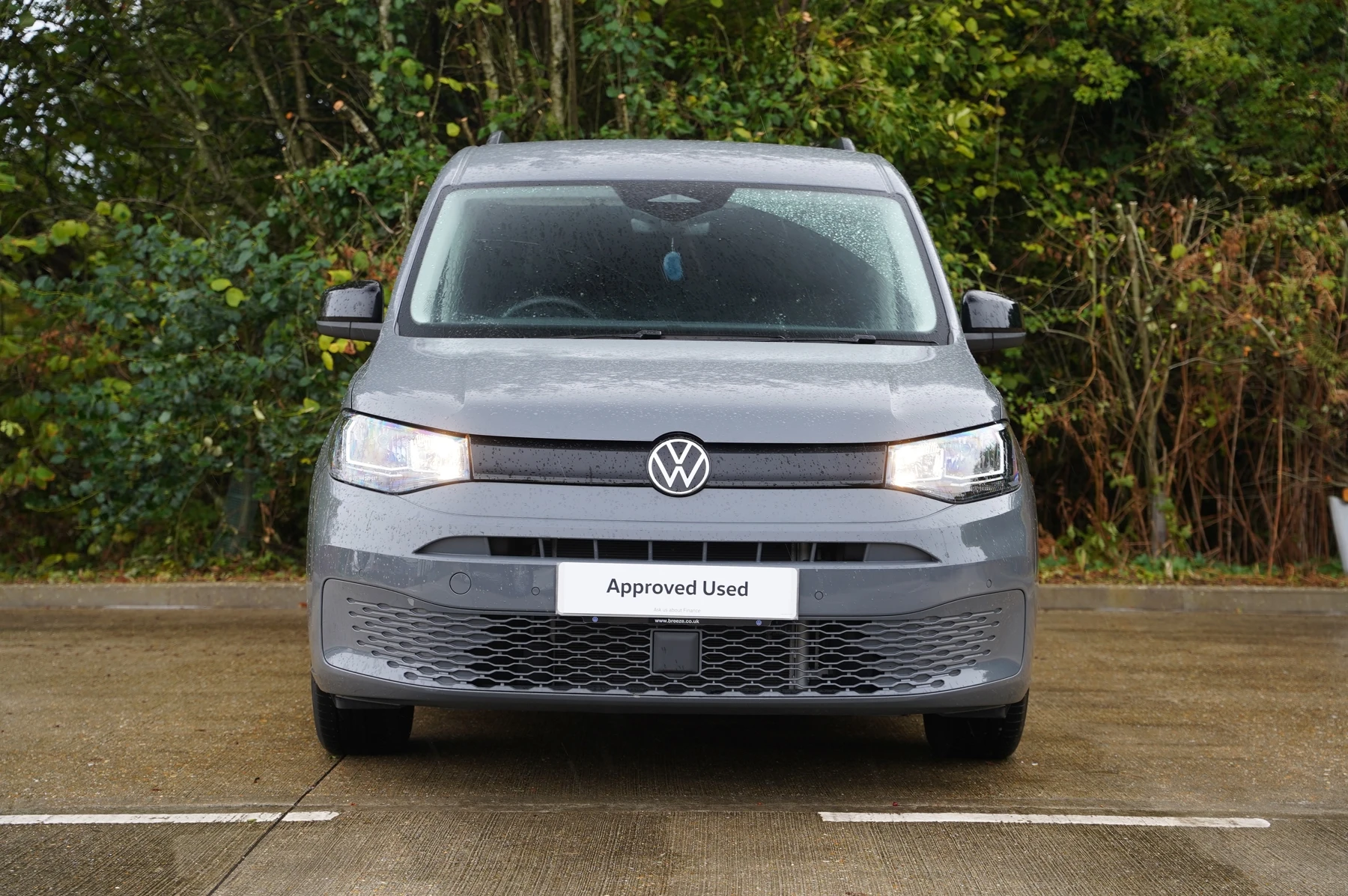 Volkswagen-Caddy-image-6