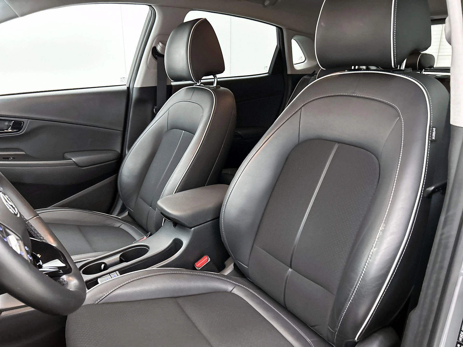 Hyundai-Kona-image-32