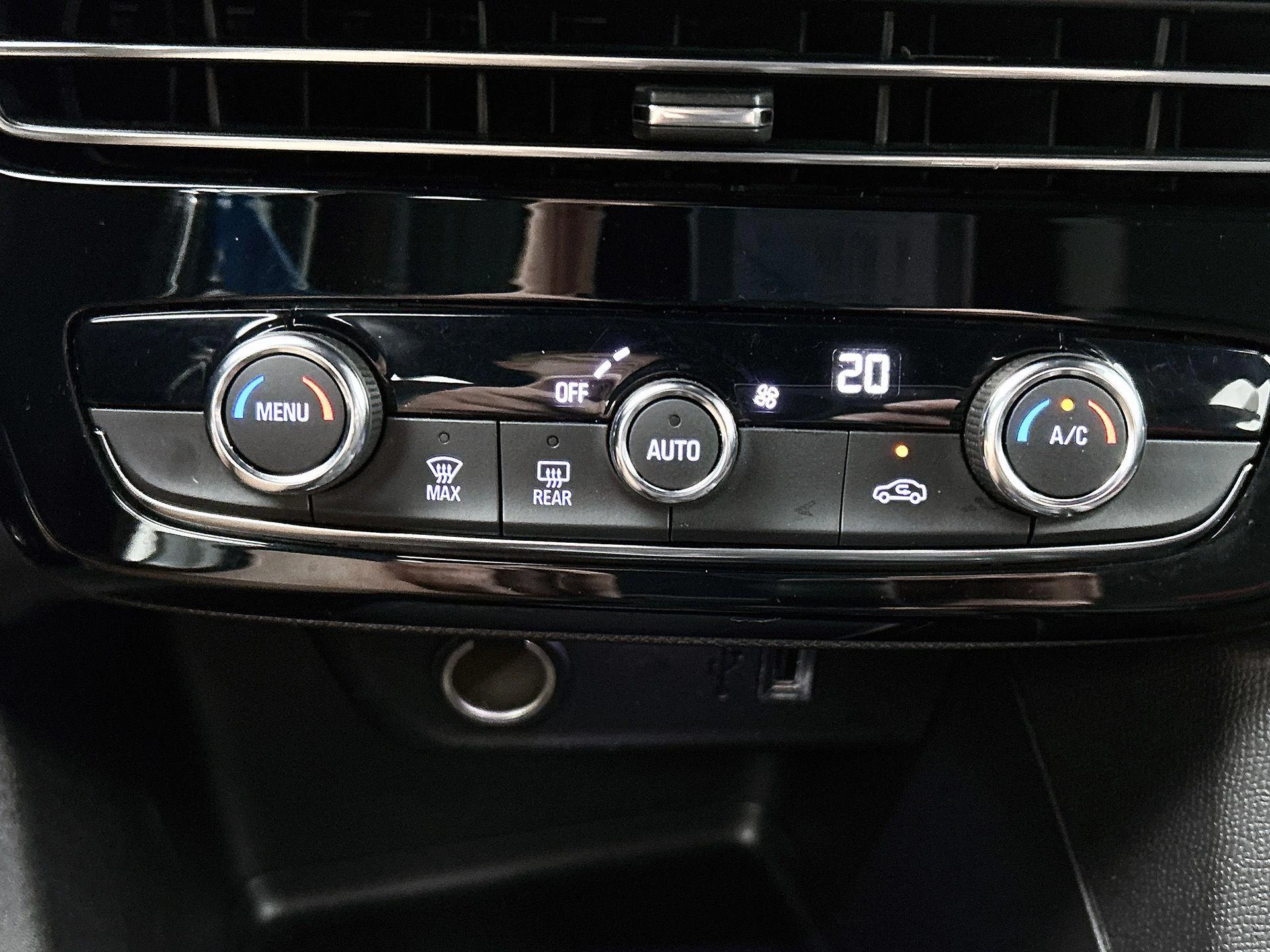 Opel-Mokka-image-18