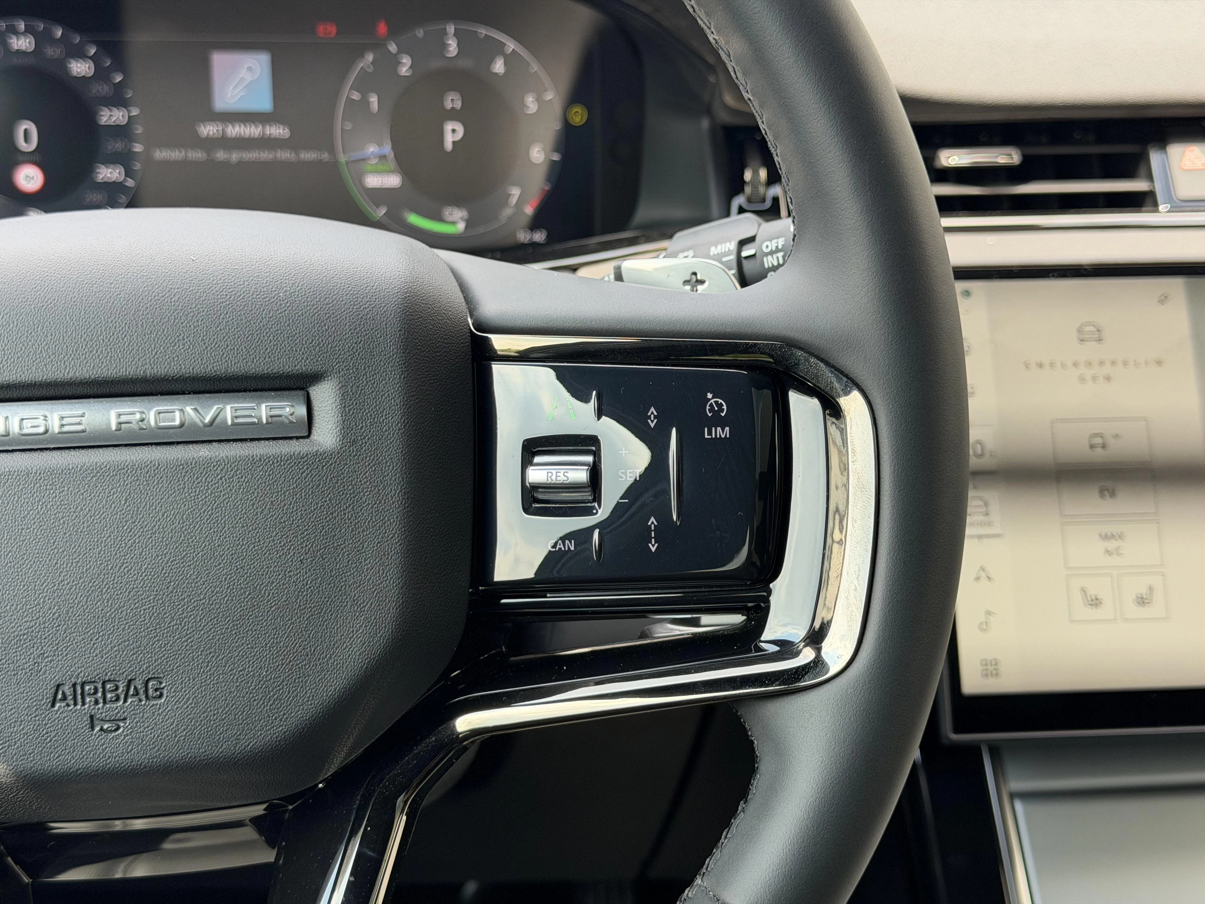 Land Rover Range Rover Evoque P300e S AWD Auto. 24MY
