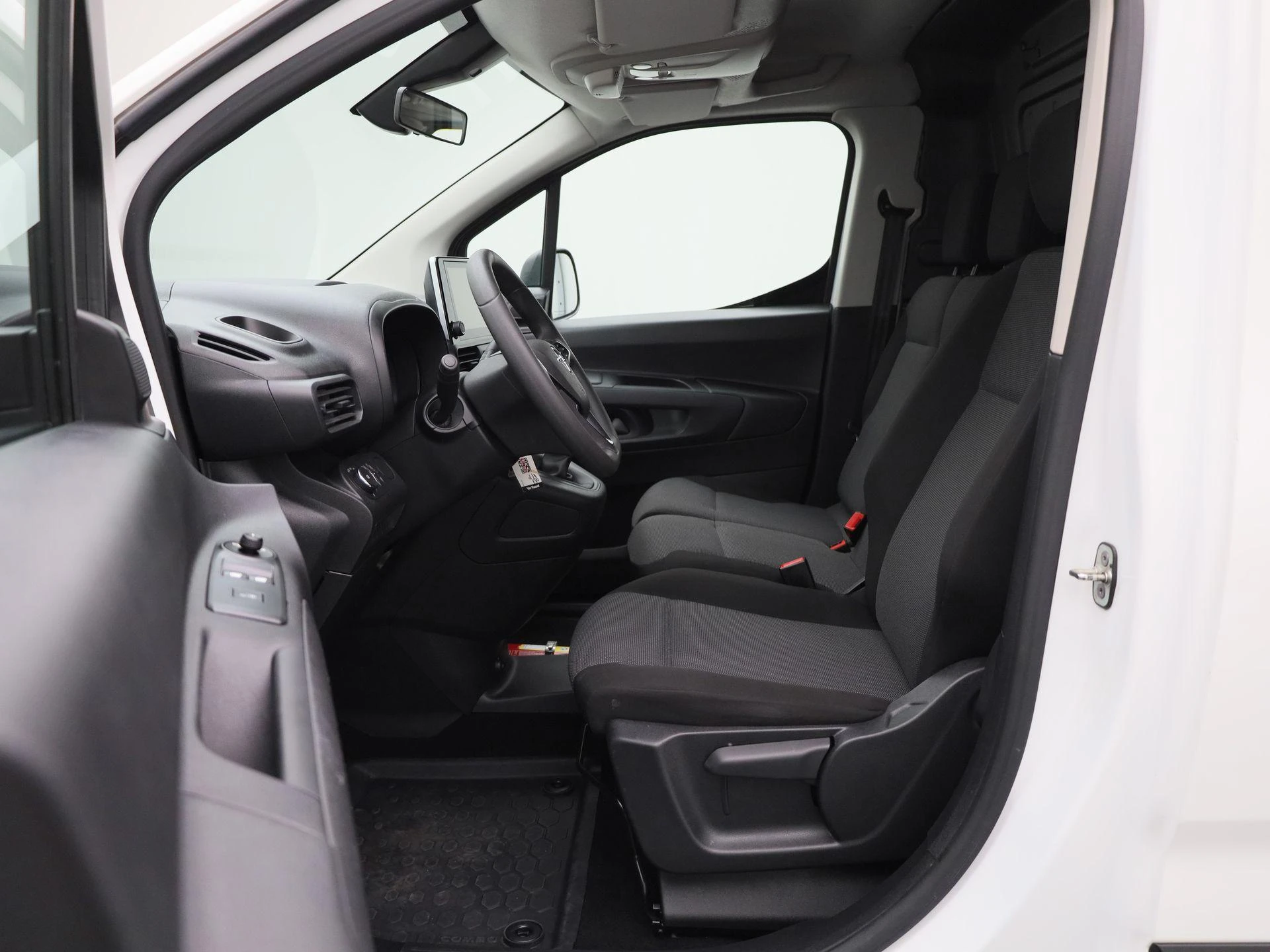 Opel-Combo-image-12