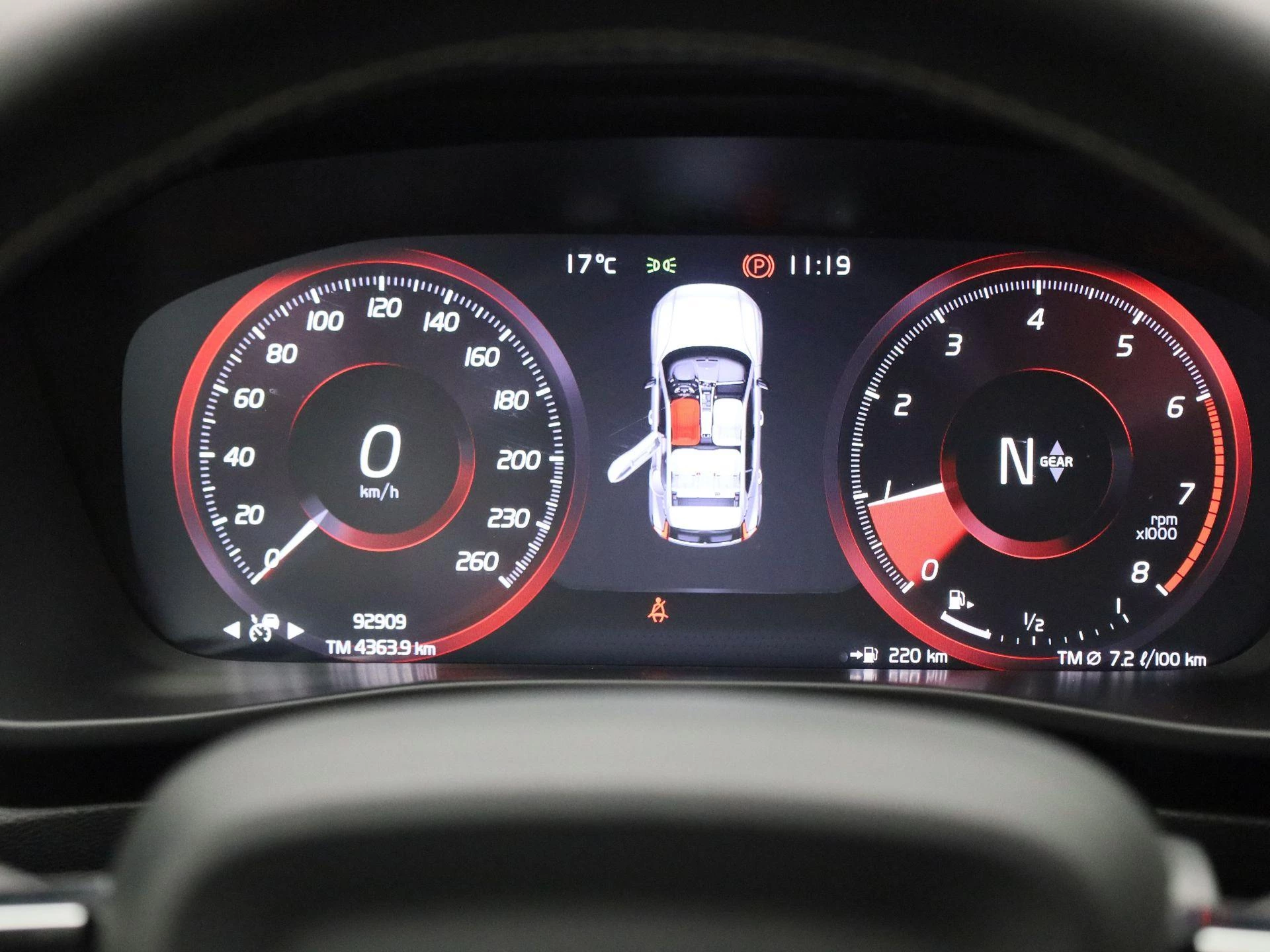 Volvo-XC40-image-7