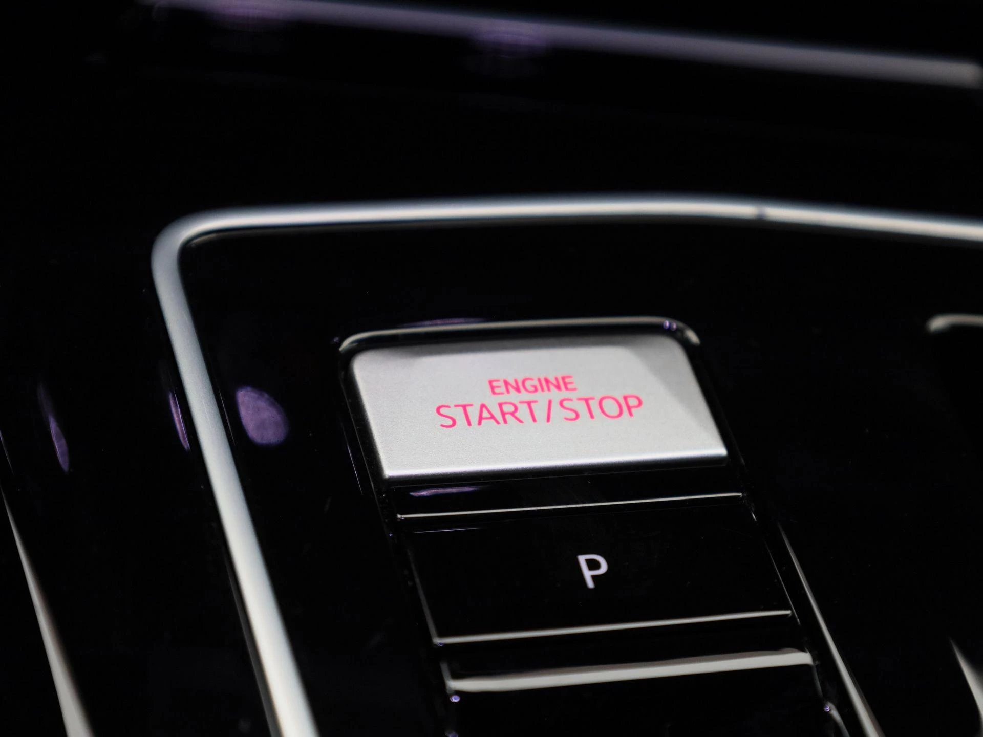 Volkswagen-Golf-image-27