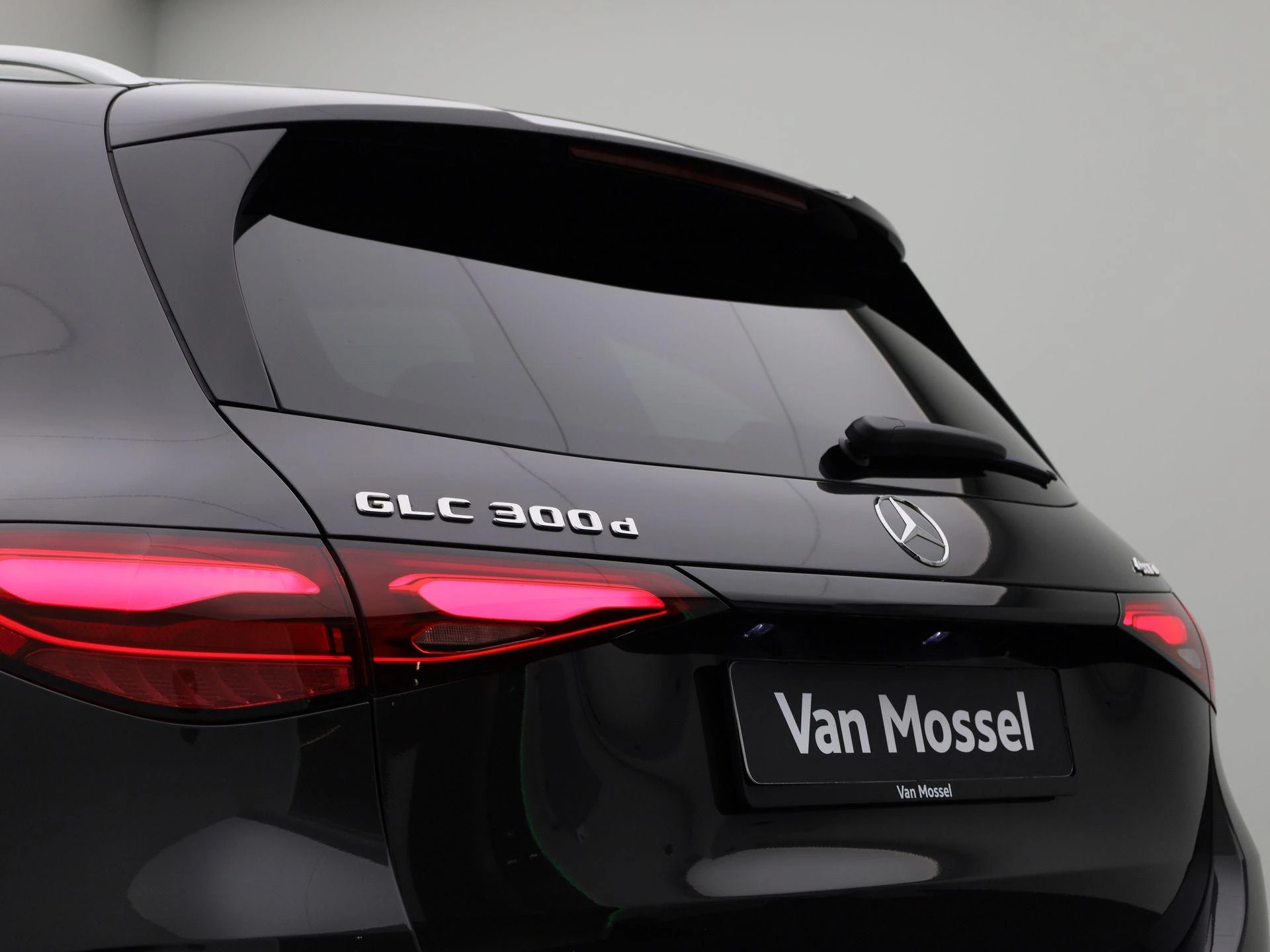 Mercedes-Benz GLC 300 d 4MATIC + AMG LINE + TREKHAAK +