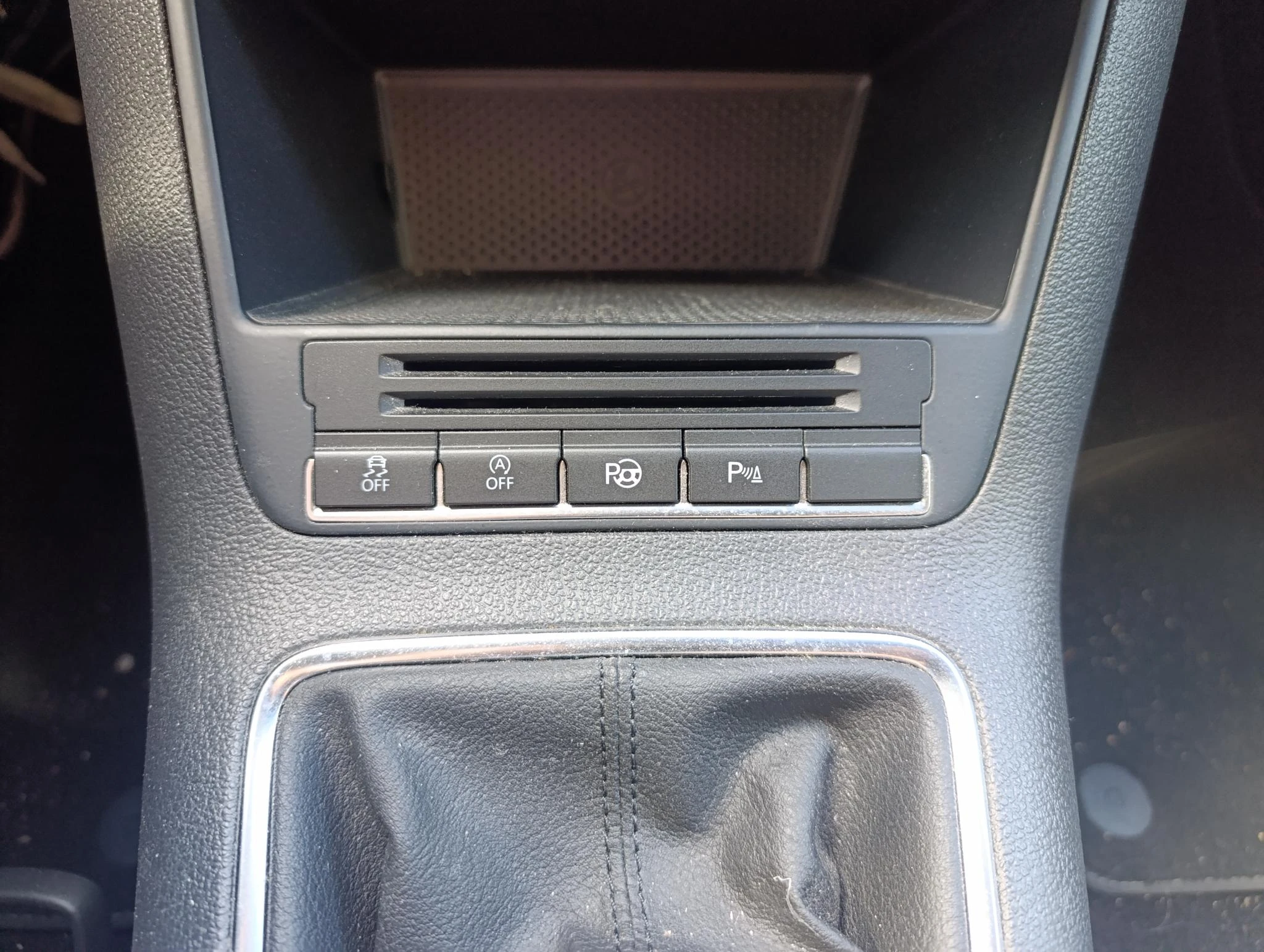 Volkswagen-Tiguan-image-21