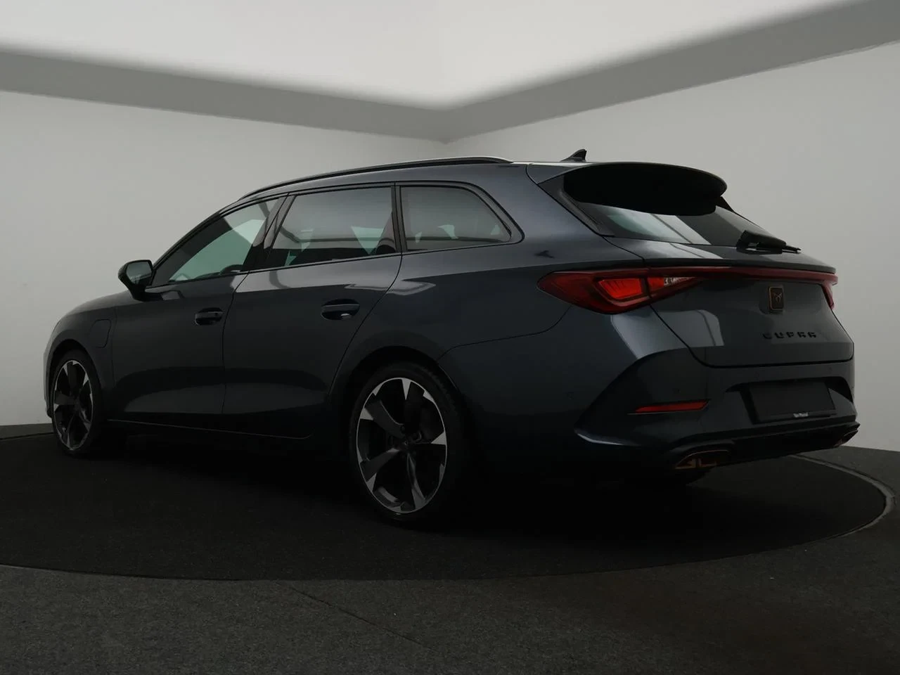 CUPRA-Leon Sportstourer-image-6