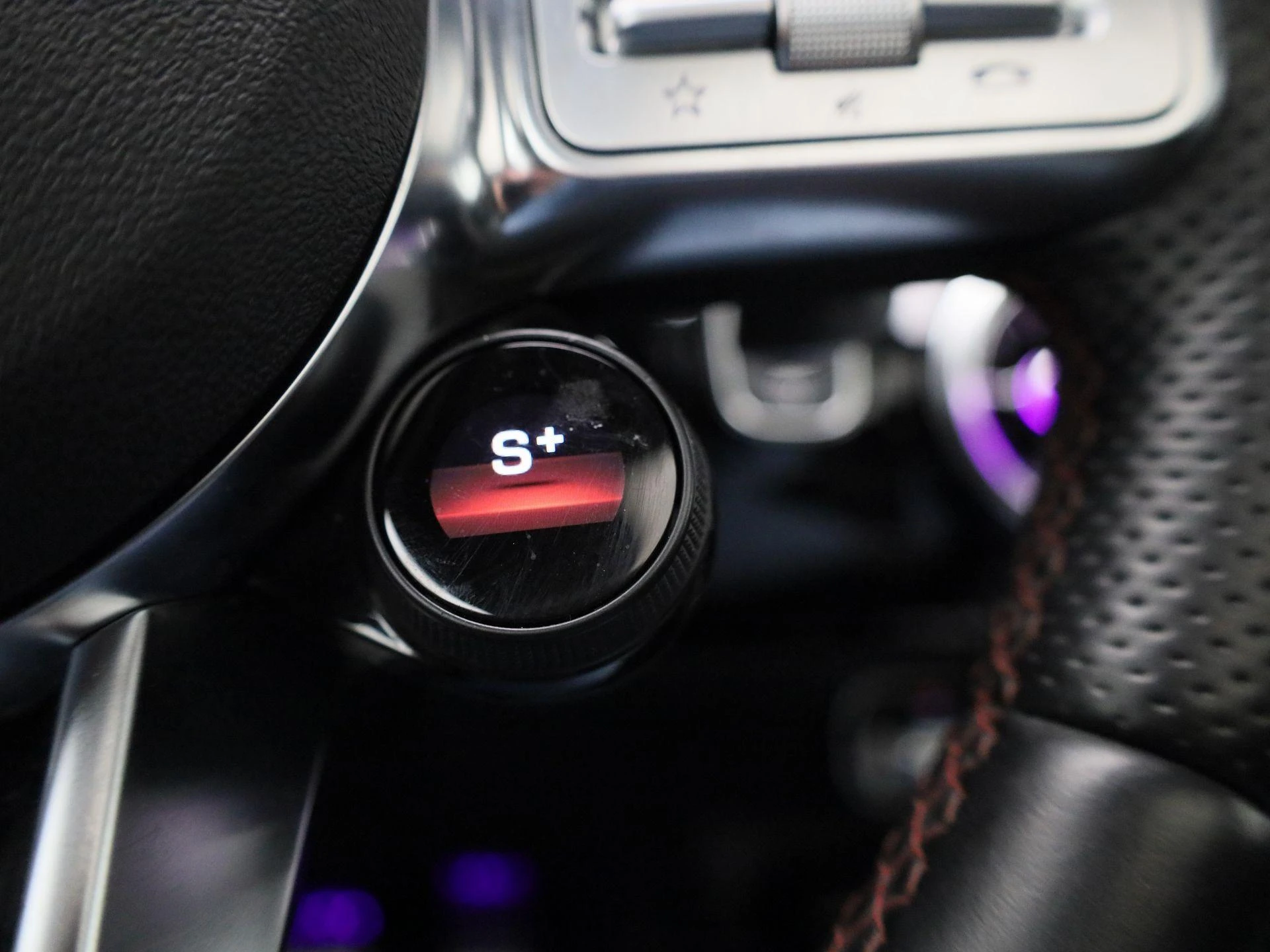 Mercedes-Benz-CLA-image-21