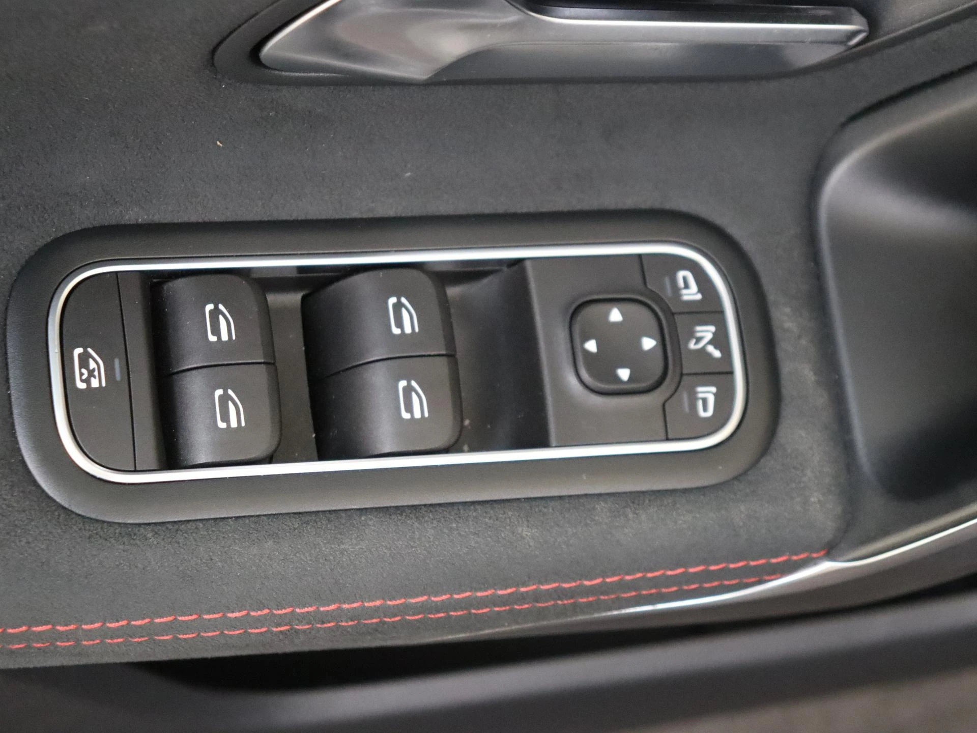 Mercedes-Benz-A-Klasse-image-26