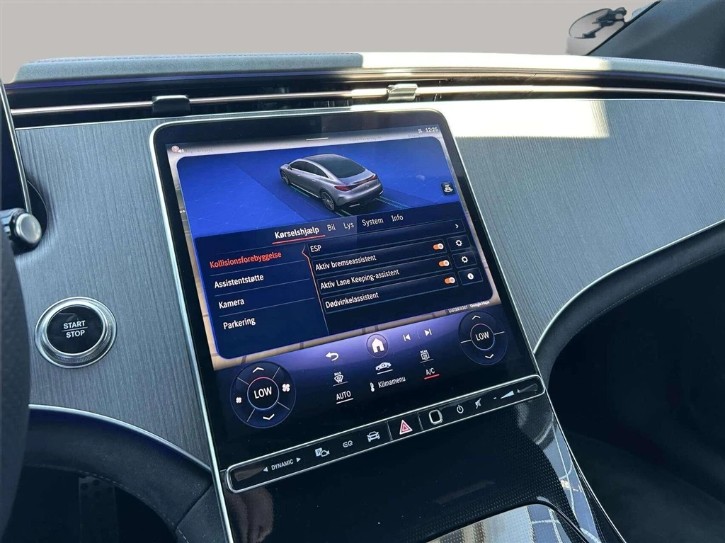 Mercedes-Benz-EQE-image-16