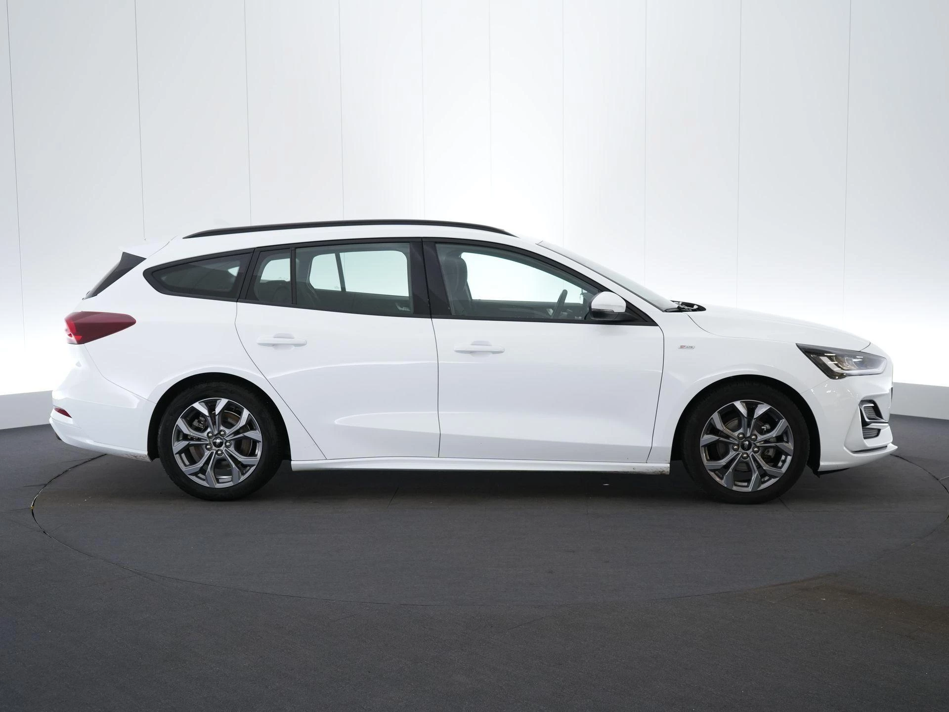 Ford Focus ST Line Clipper | Winterpack | M6 ST Line Clipper | Winterpack | M6