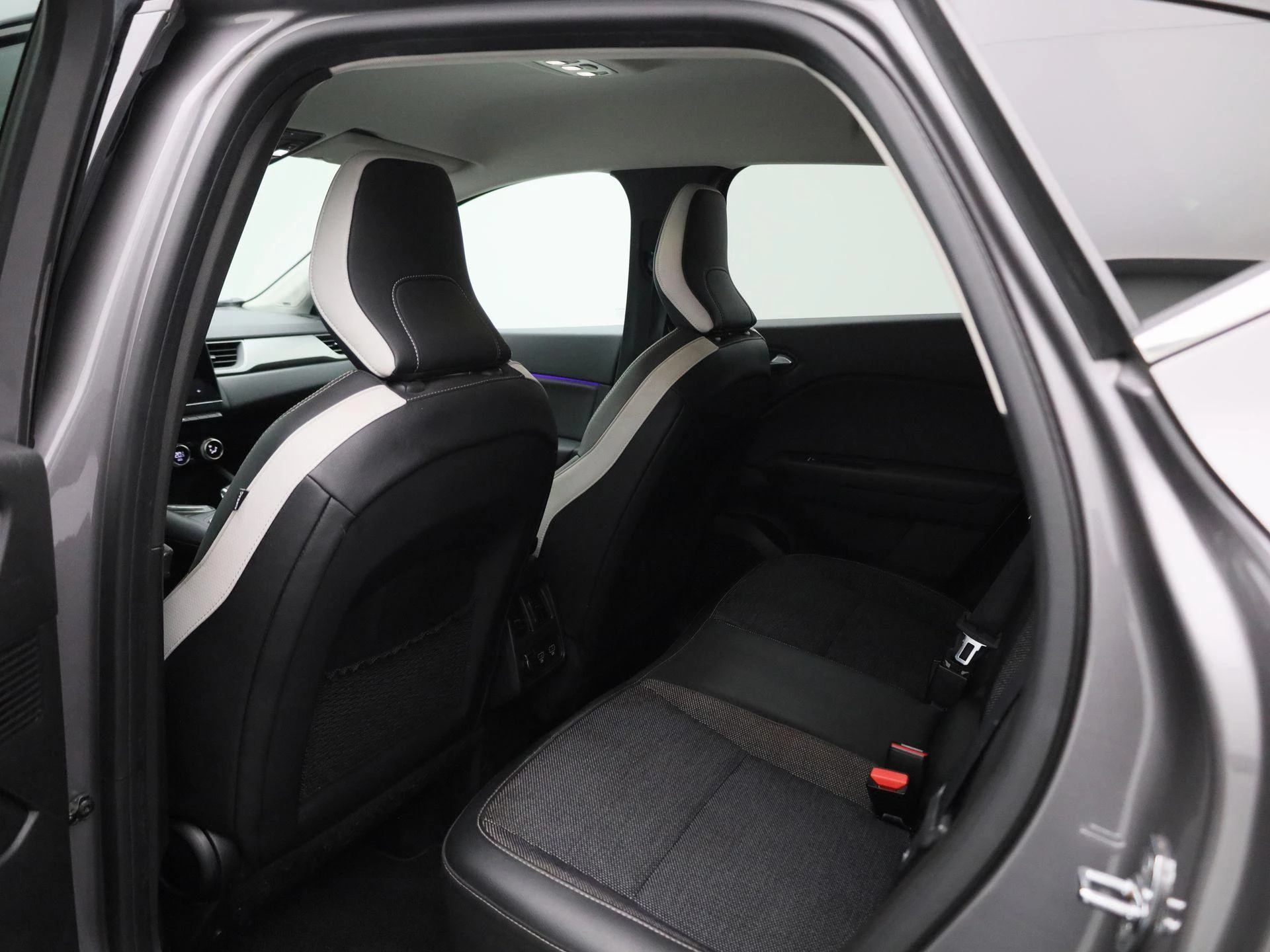 Renault-Captur-image-9