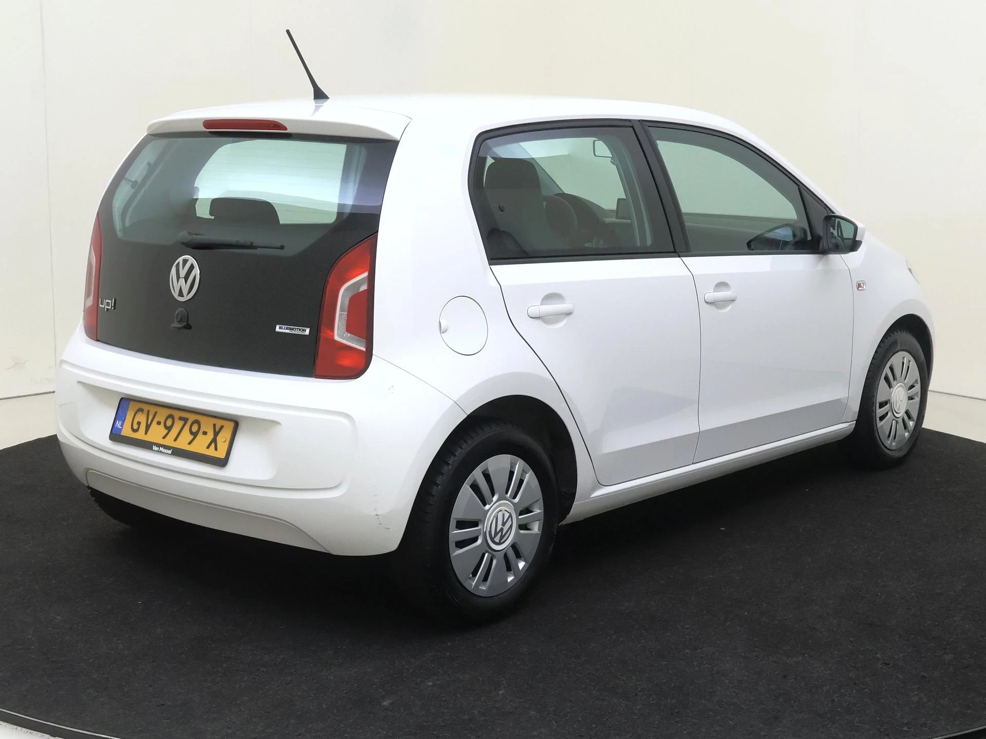 Volkswagen up! 1.0 move up! BlueMotion