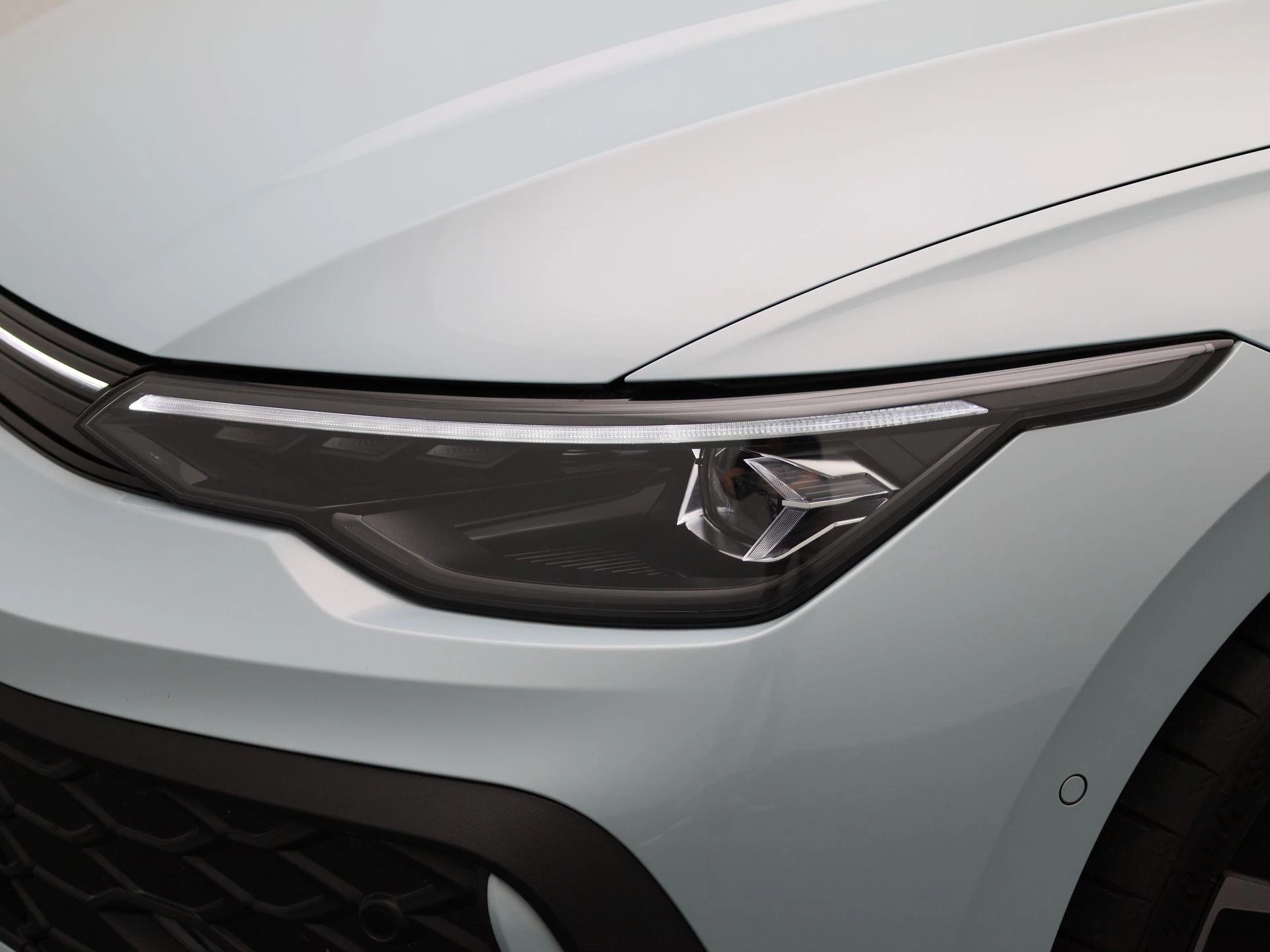 Volkswagen-Golf-image-15