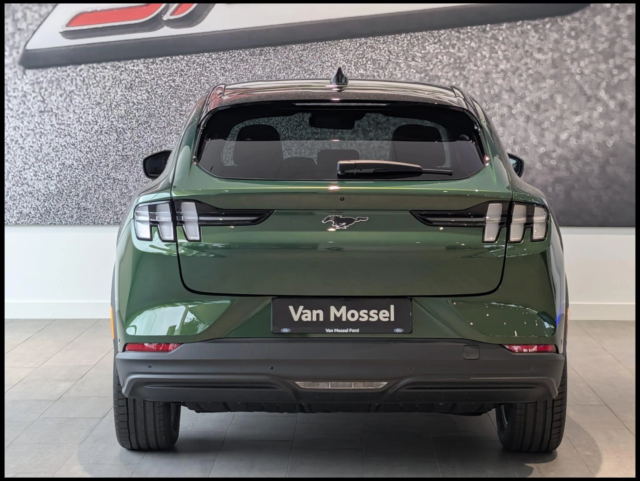 Ford-Mustang Mach-E-image-3