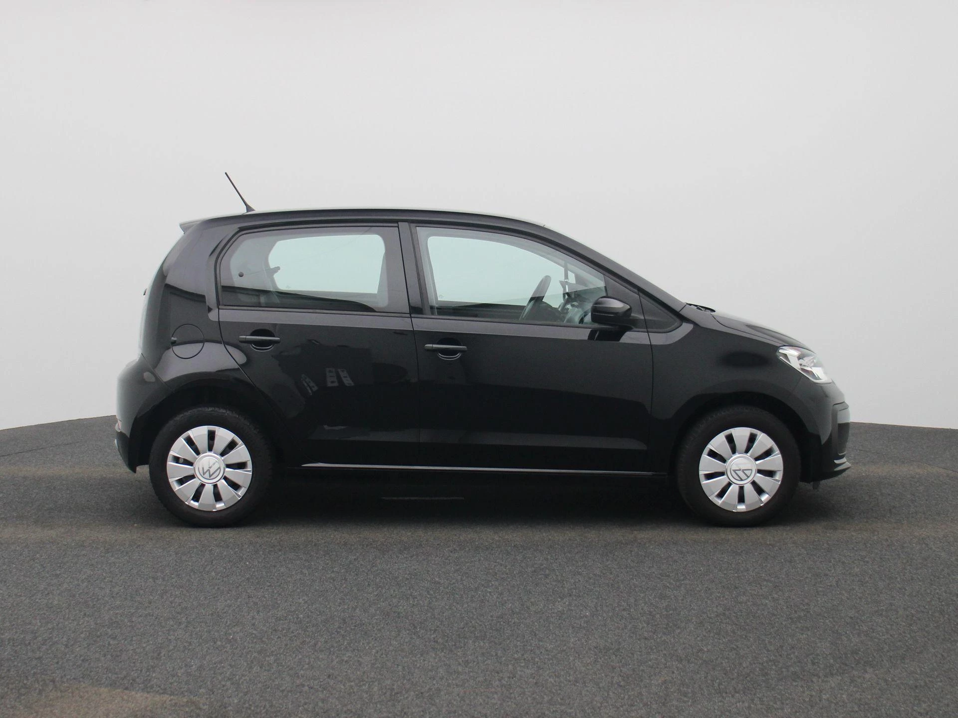 Volkswagen-up!-image-5