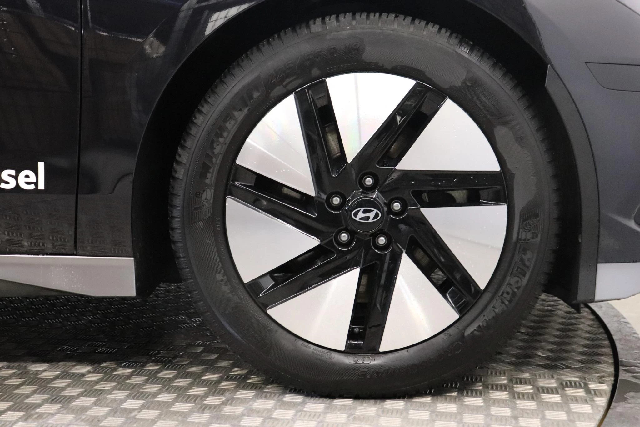 Hyundai IONIQ Electric core