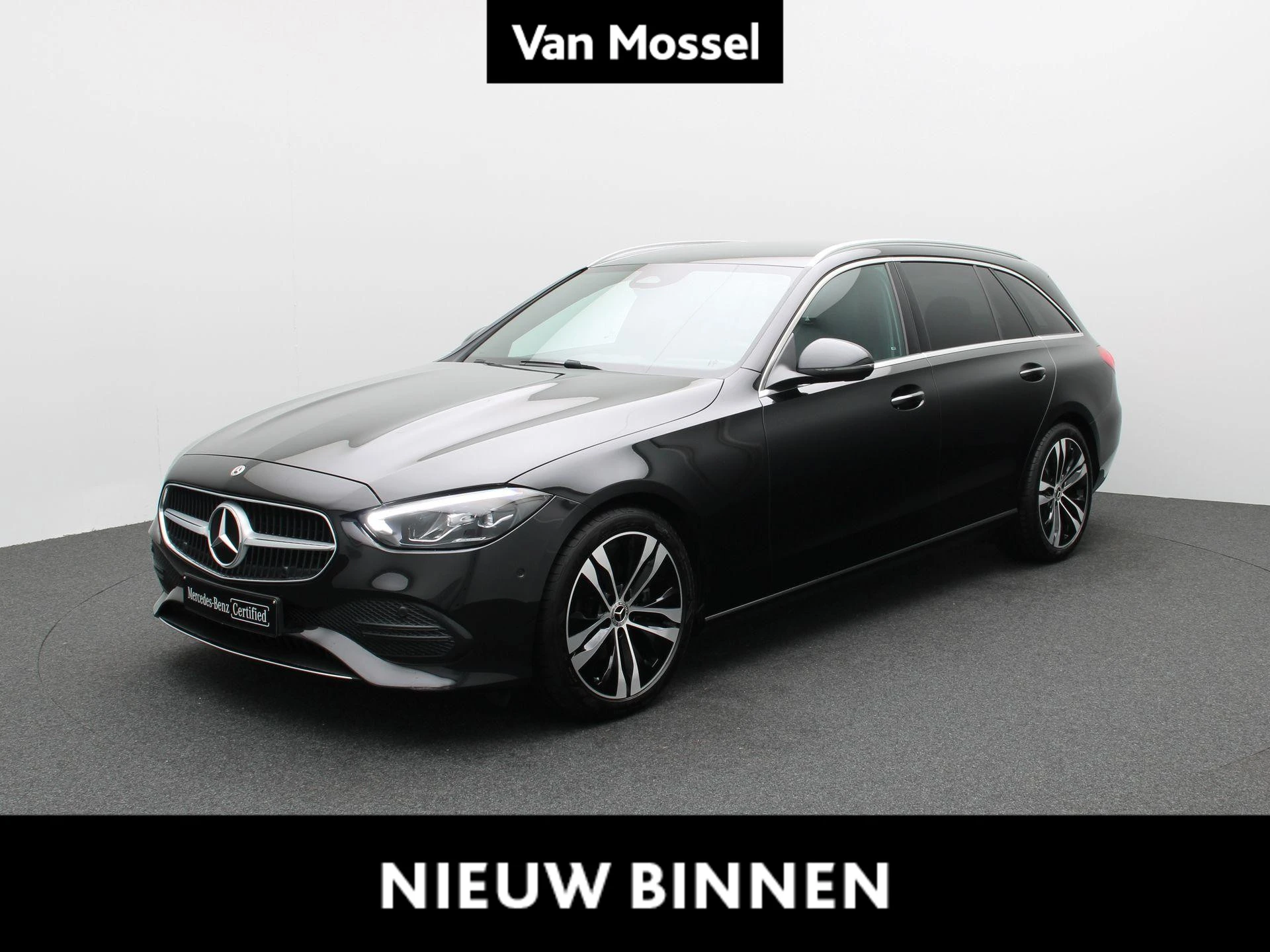 Mercedes-Benz-C-Klasse-image-0