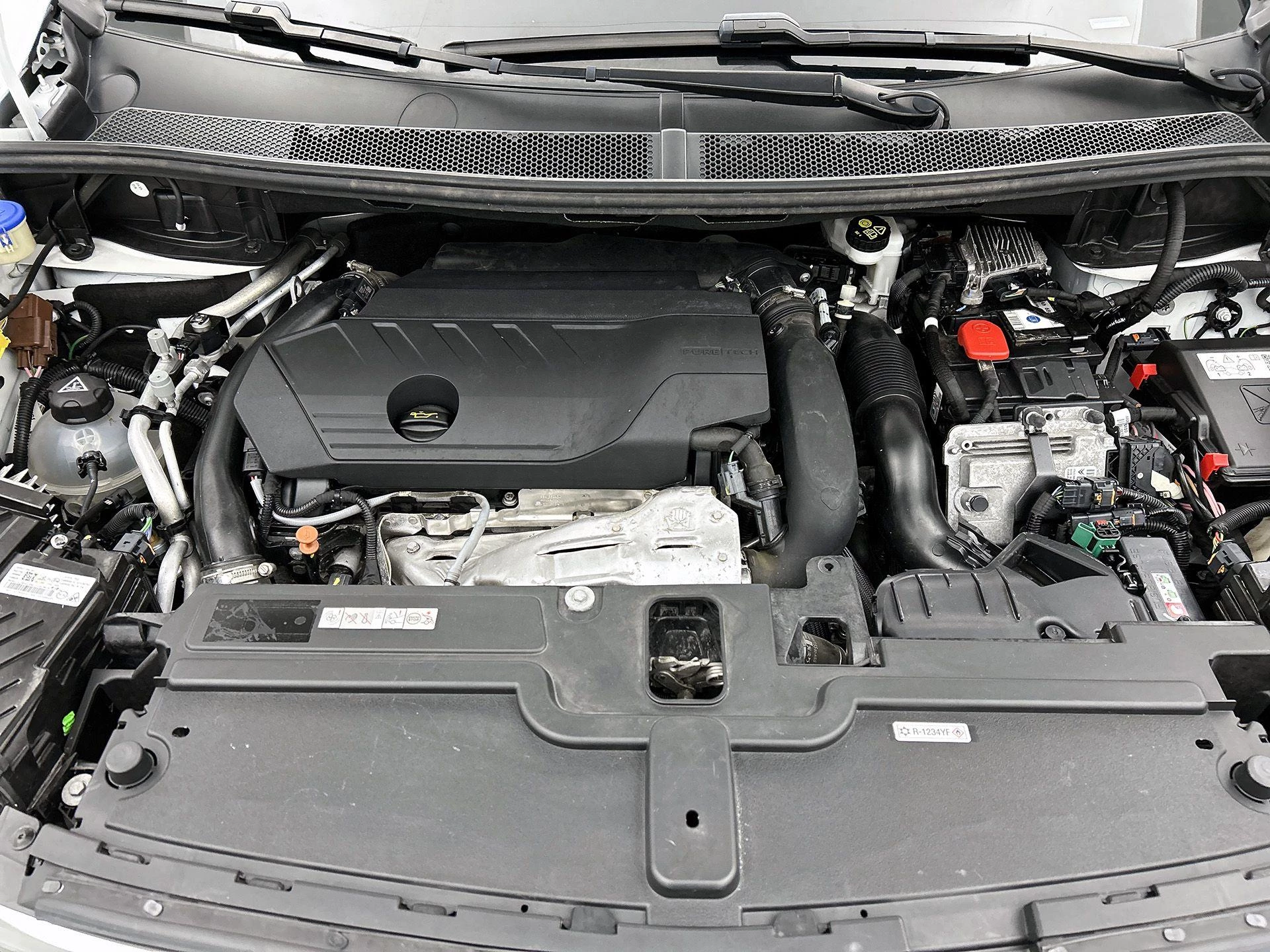 Opel-Grandland-image-31