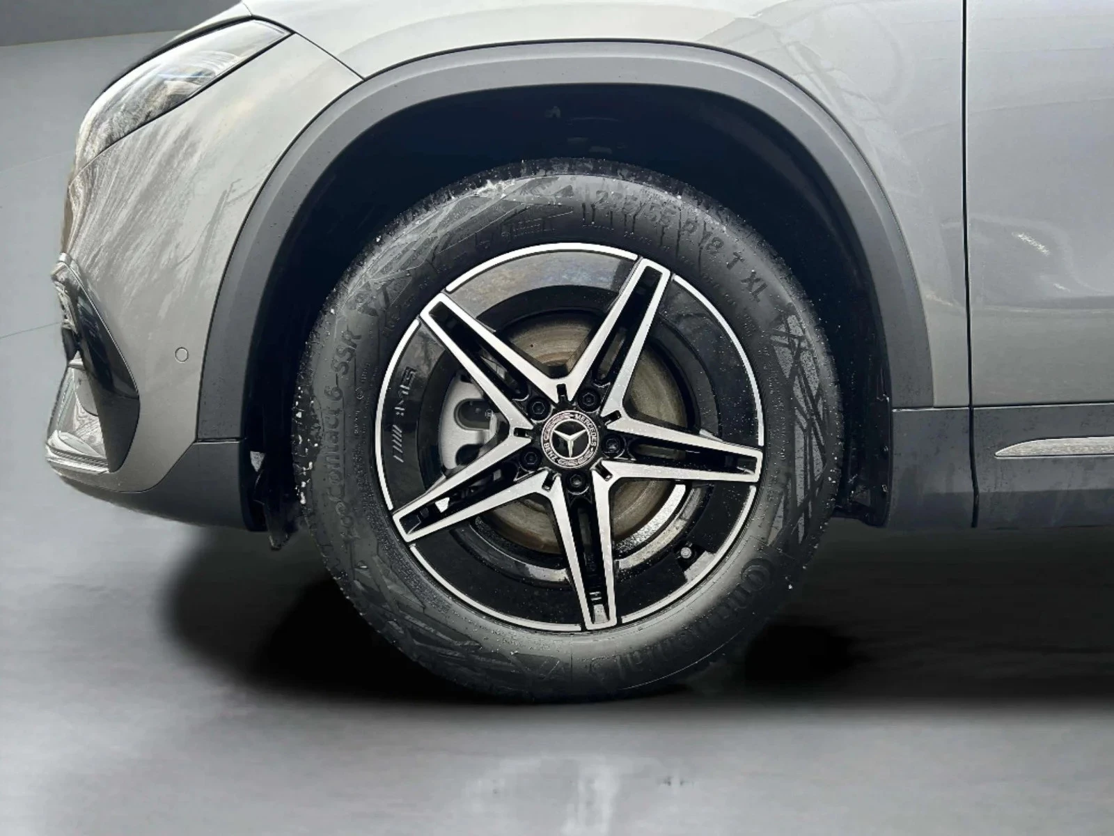 Mercedes-Benz-EQA-image-9