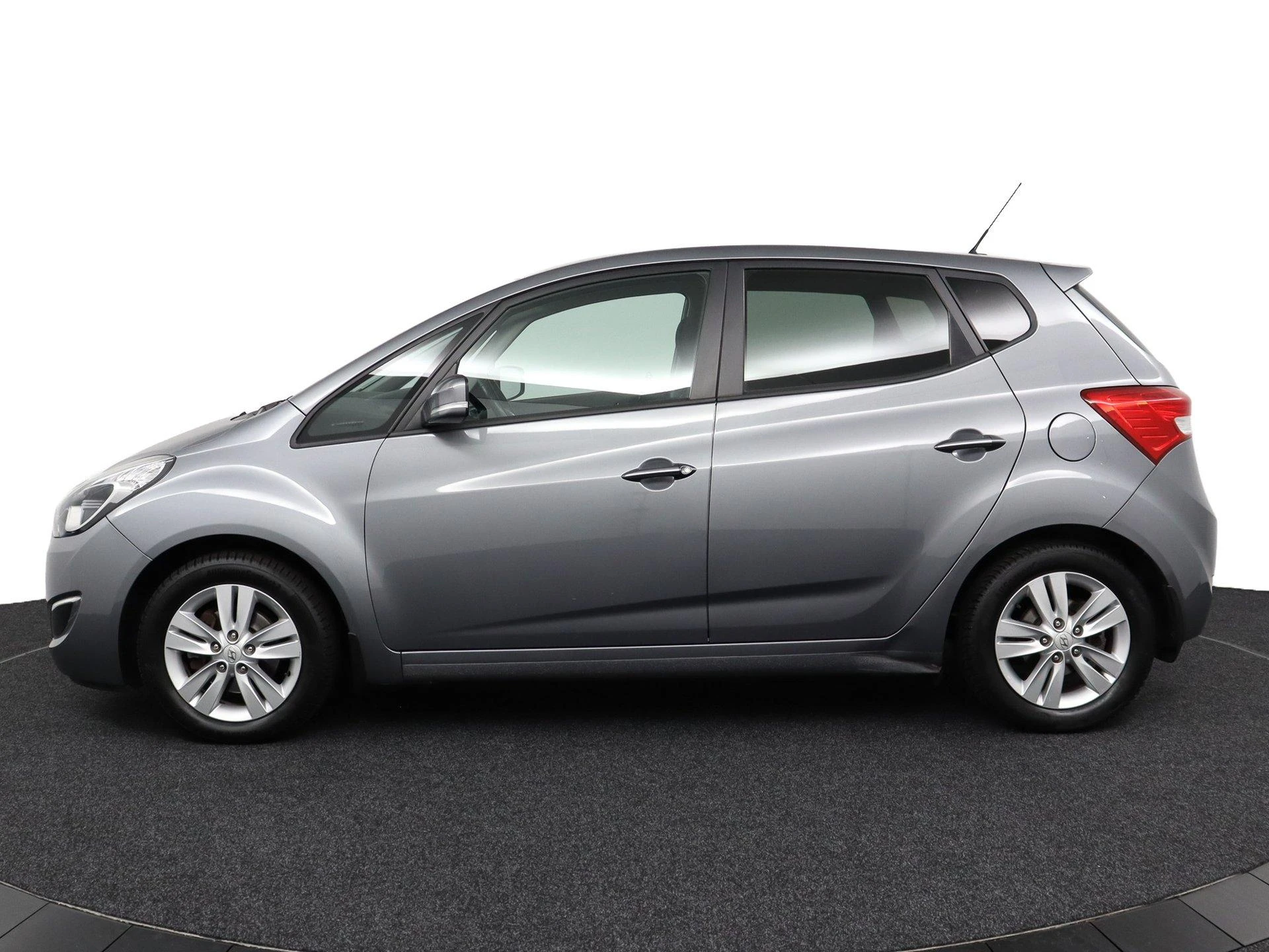 Hyundai-ix20-image-2