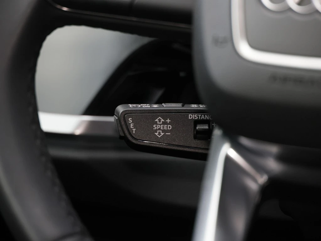 Audi-Q3-image-12