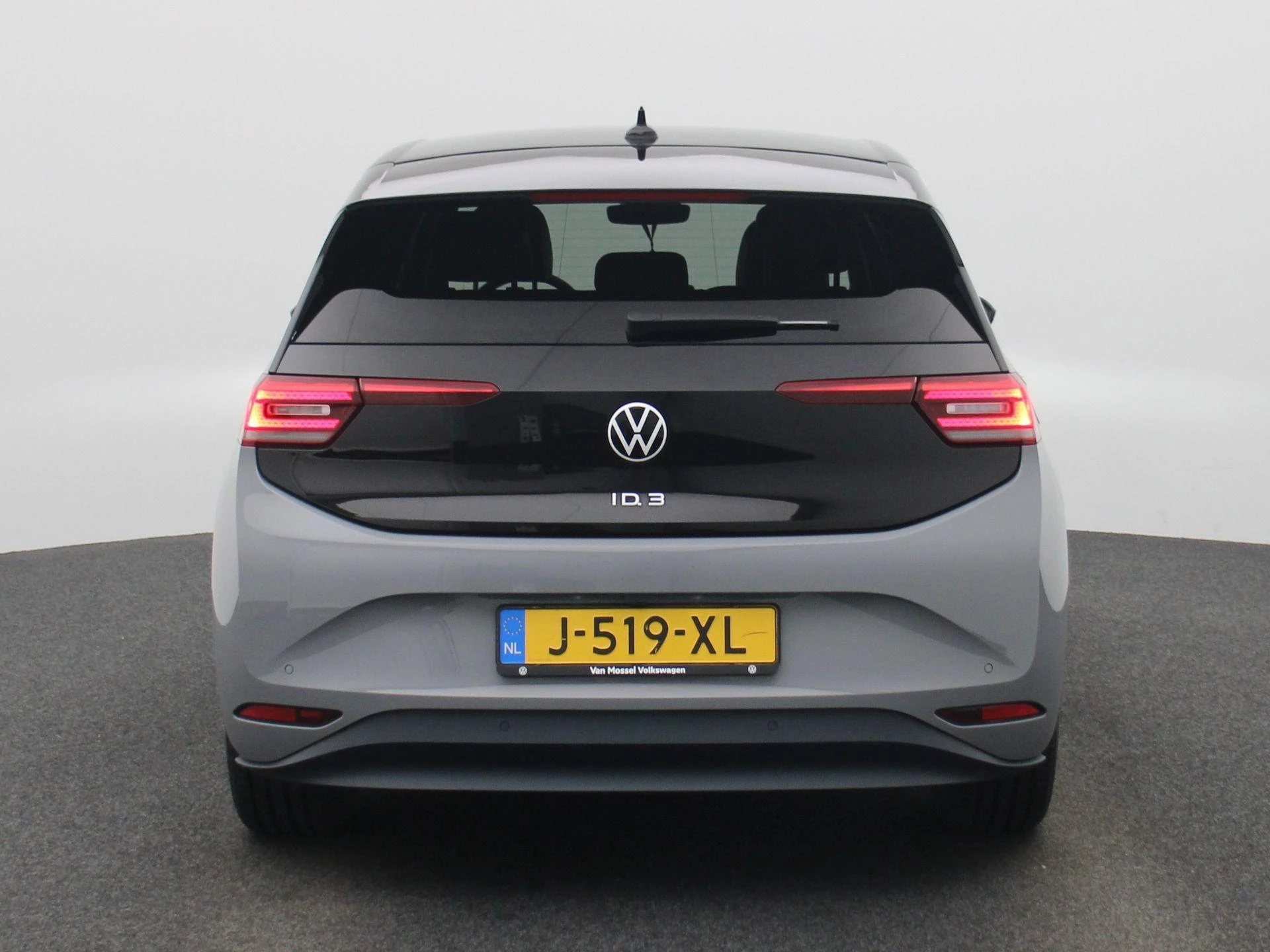 Volkswagen ID.3 First Plus 58 kWh | 204 PK