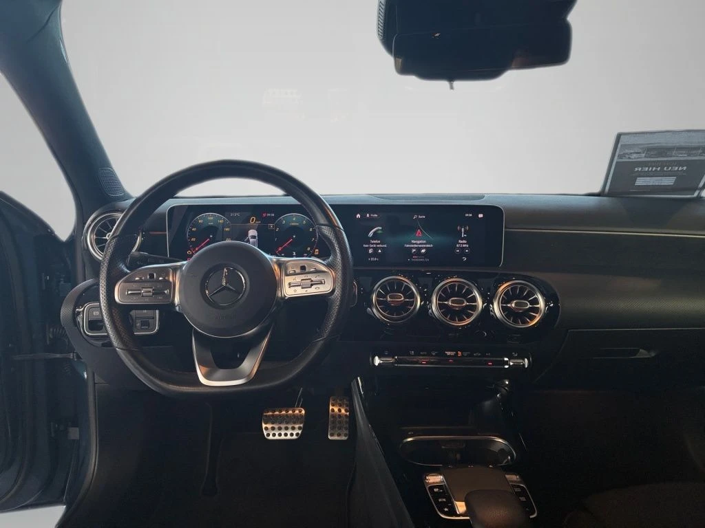 Mercedes-Benz-A-Klasse 200-image-9