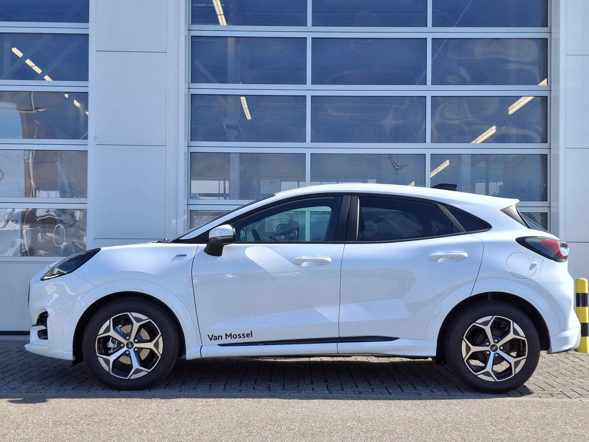 Ford Puma 1.0 EcoBoost Hybrid ST-Line