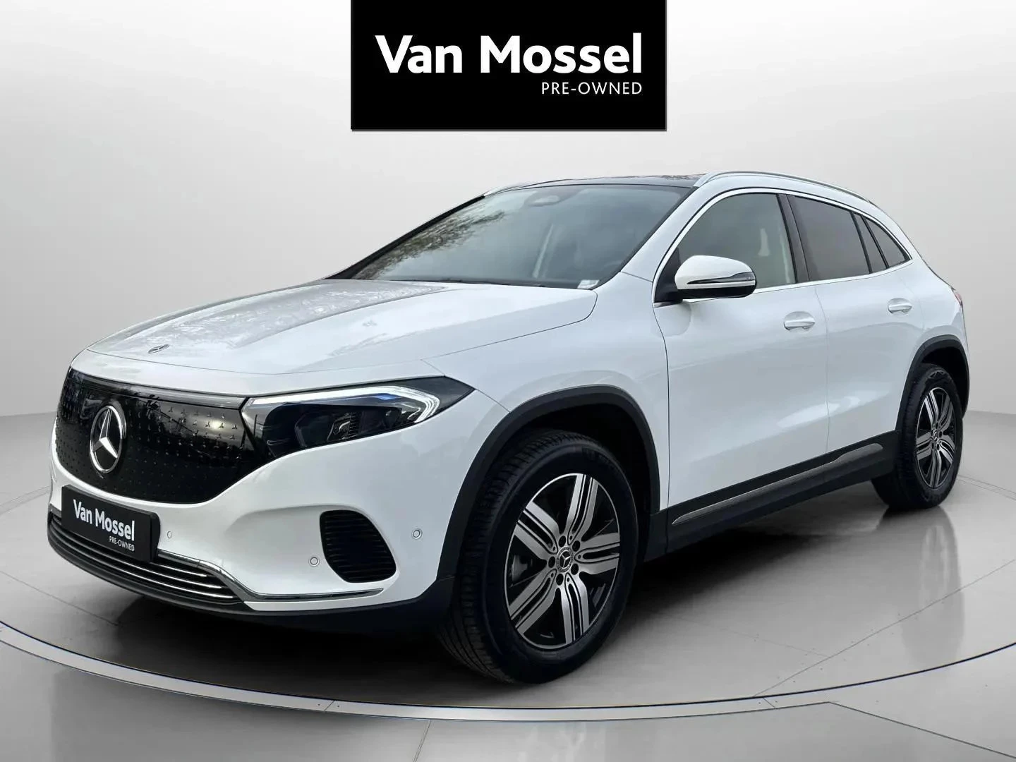 Mercedes-Benz-EQA-image-0