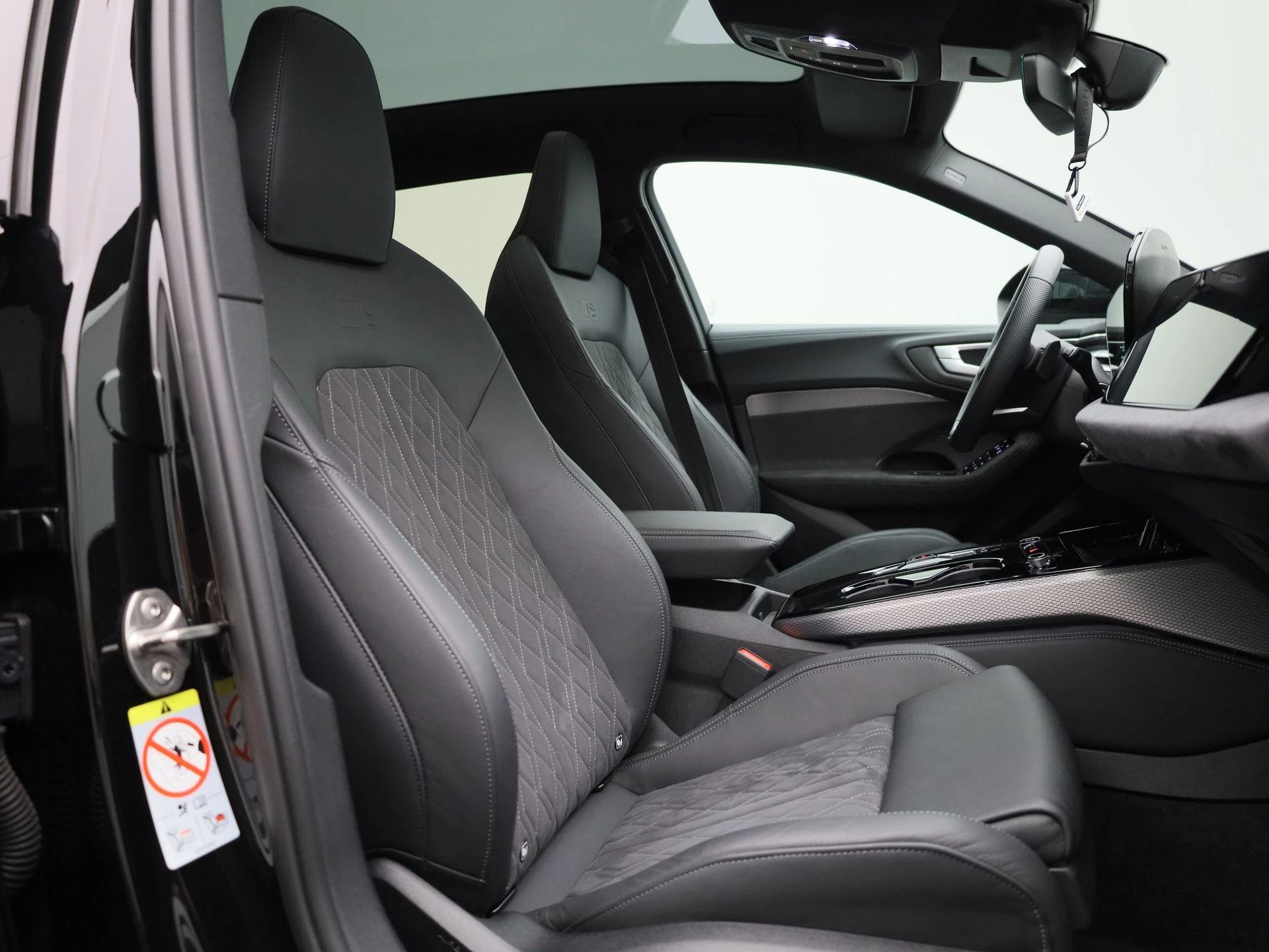 Audi A5 Avant 2.0 e-hybrid quattro S edition Competition