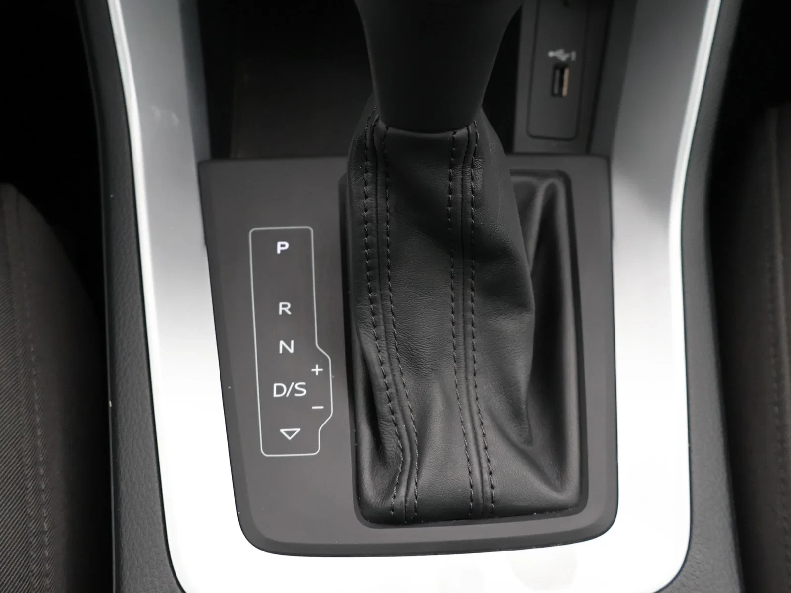 Audi-Q3-image-22