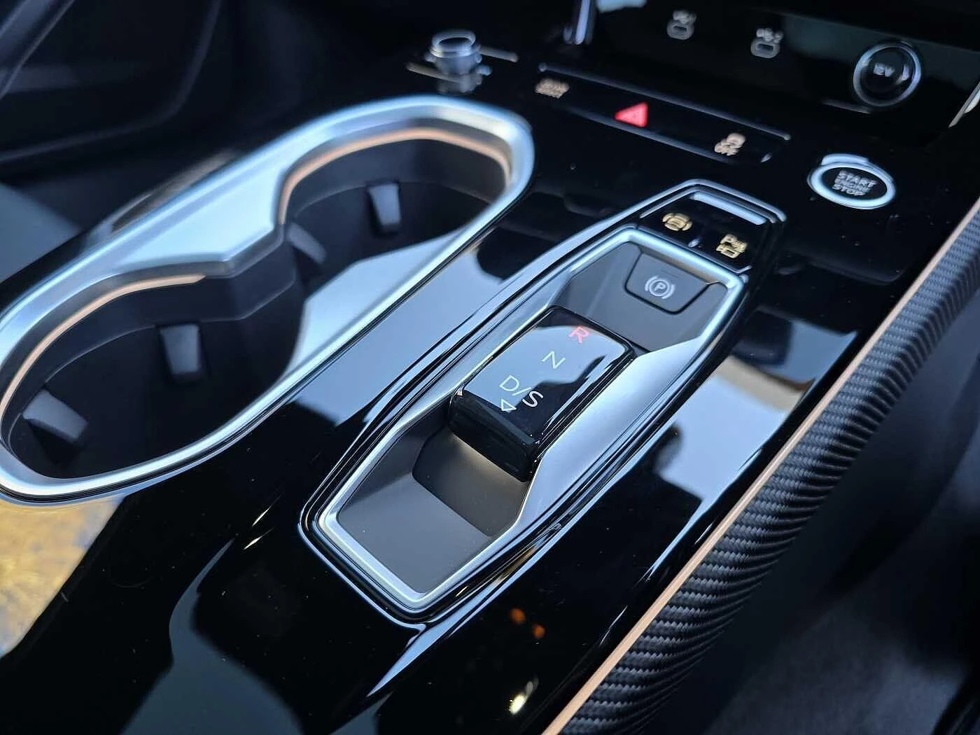 Audi-A6-image-8