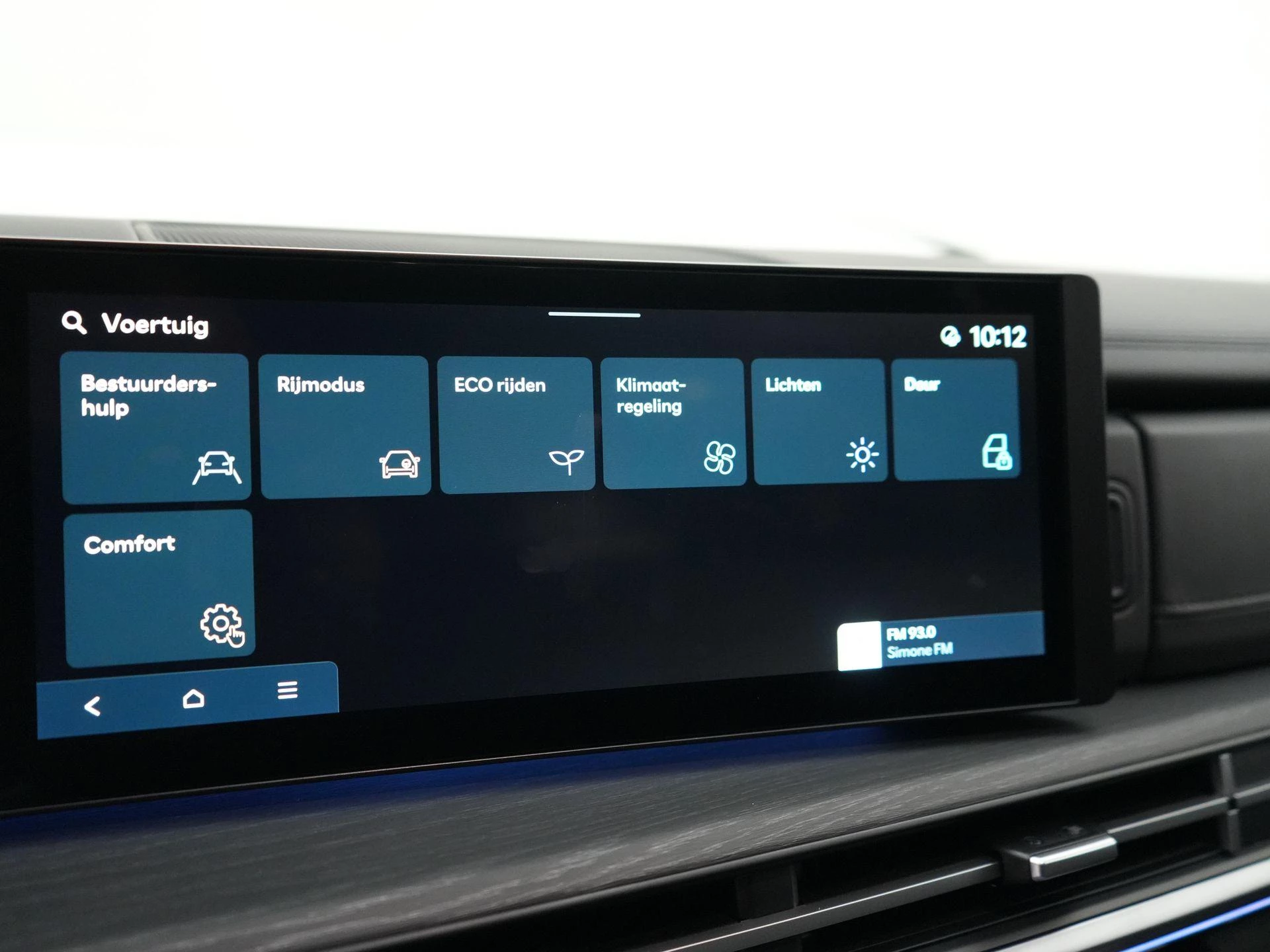 Hyundai-Santa Fe-image-25
