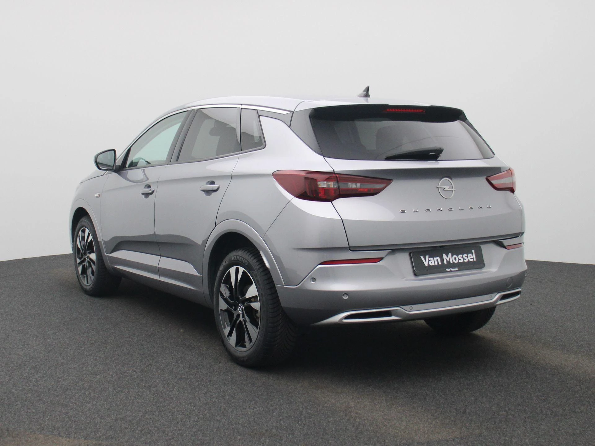 Opel Grandland 1.2 Turbo S/S AT8 Business Edition