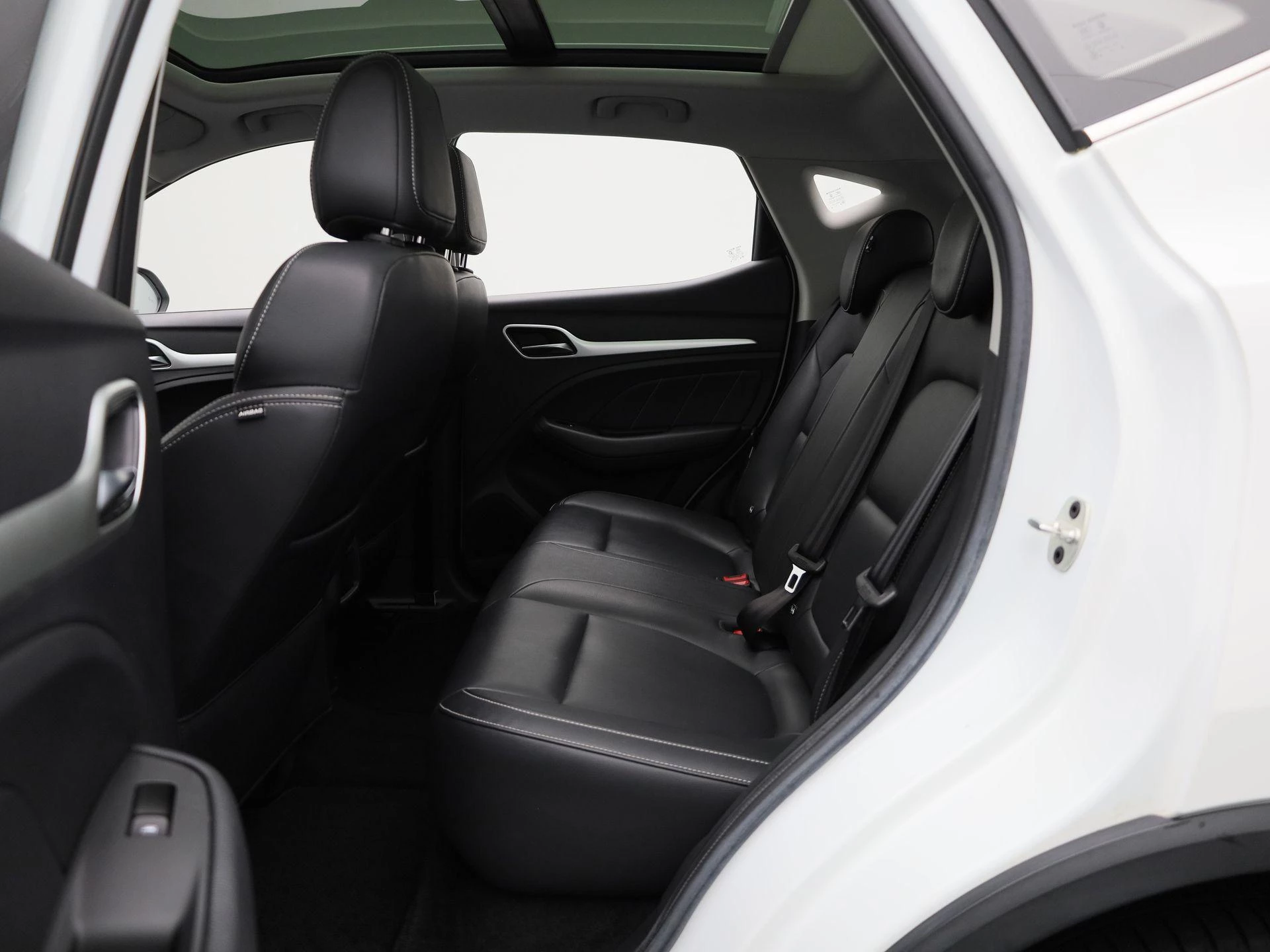 MG-ZS EV-image-12