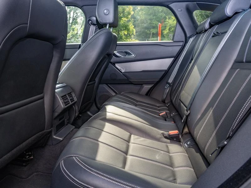 Land Rover-Range Rover Velar-image-21