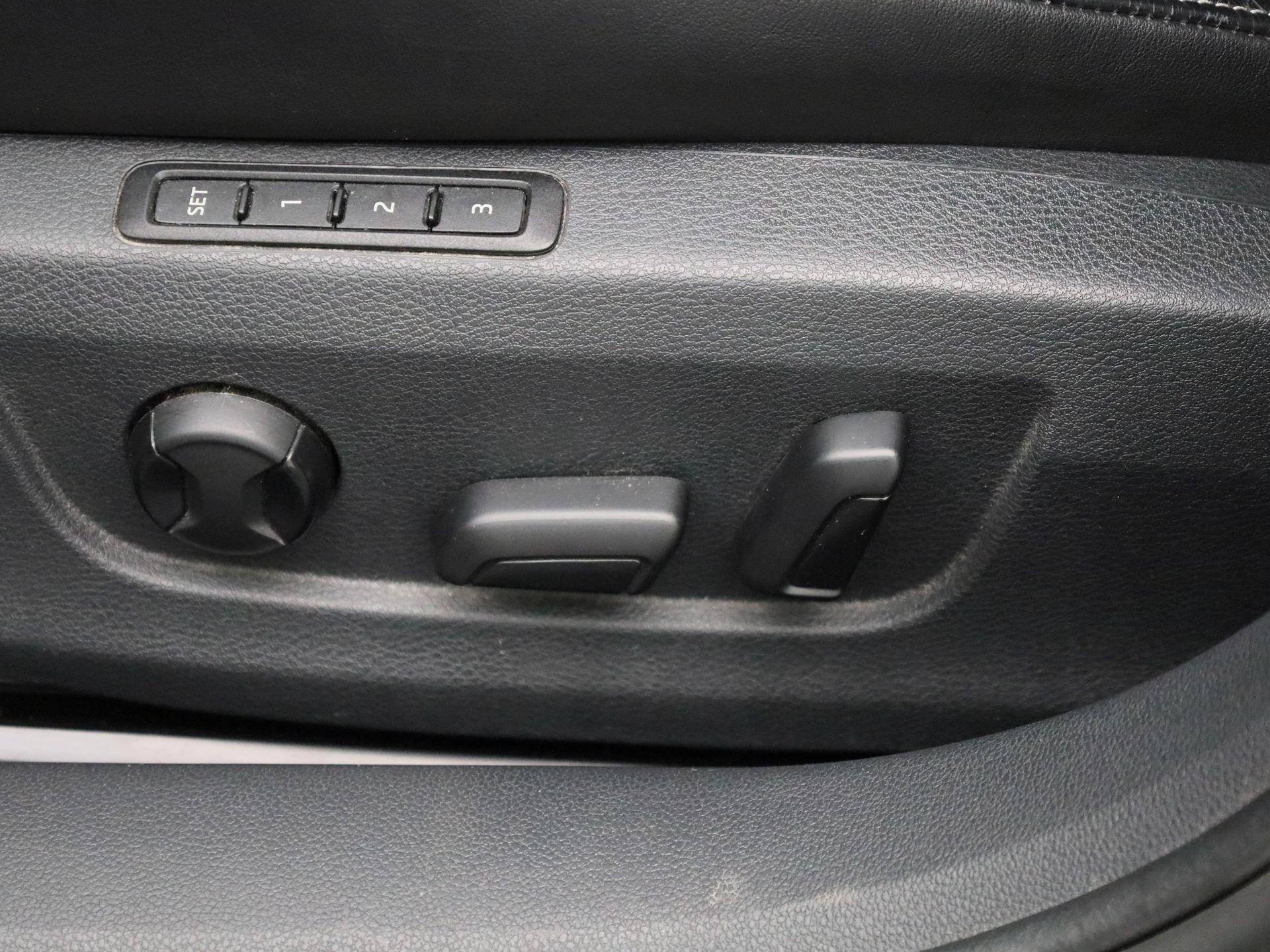 Škoda Superb Combi 1.4 TSI iV Sportline Business