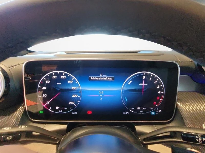 Mercedes-Benz-GLC 300 de-image-15