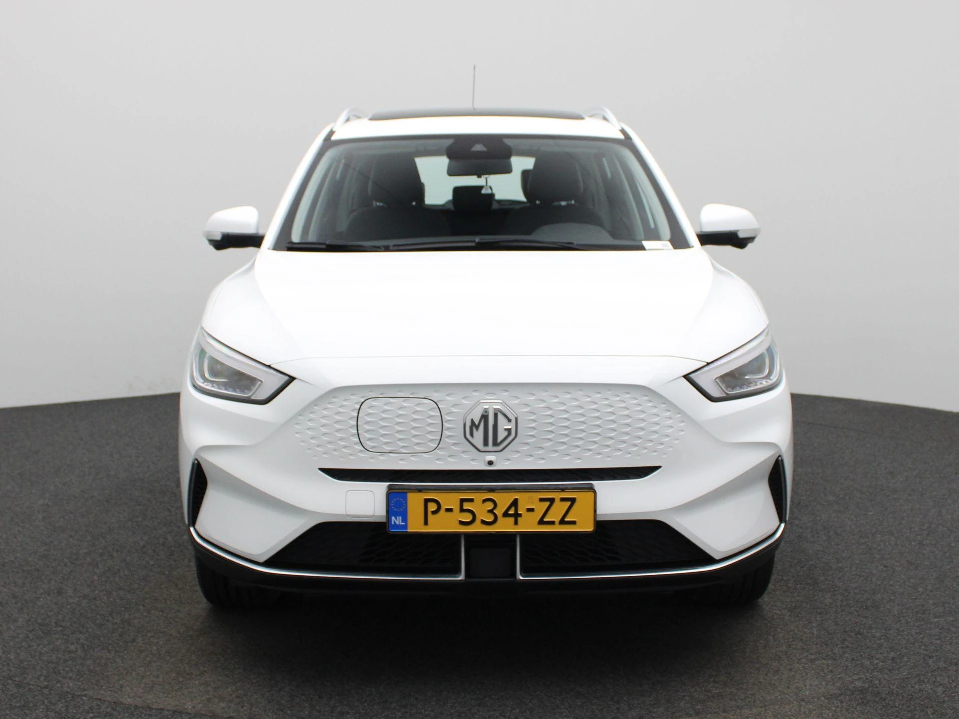 MG-ZS EV-image-2