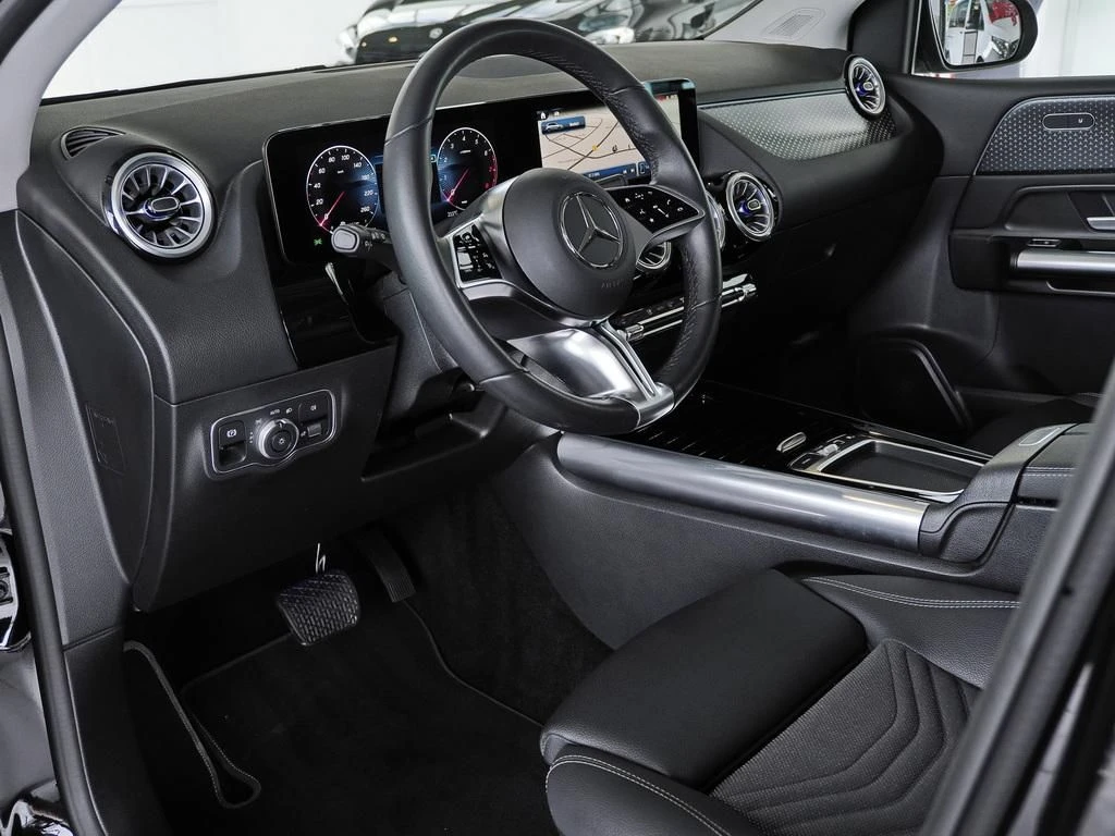 Mercedes-Benz-B-Klasse 200-image-8